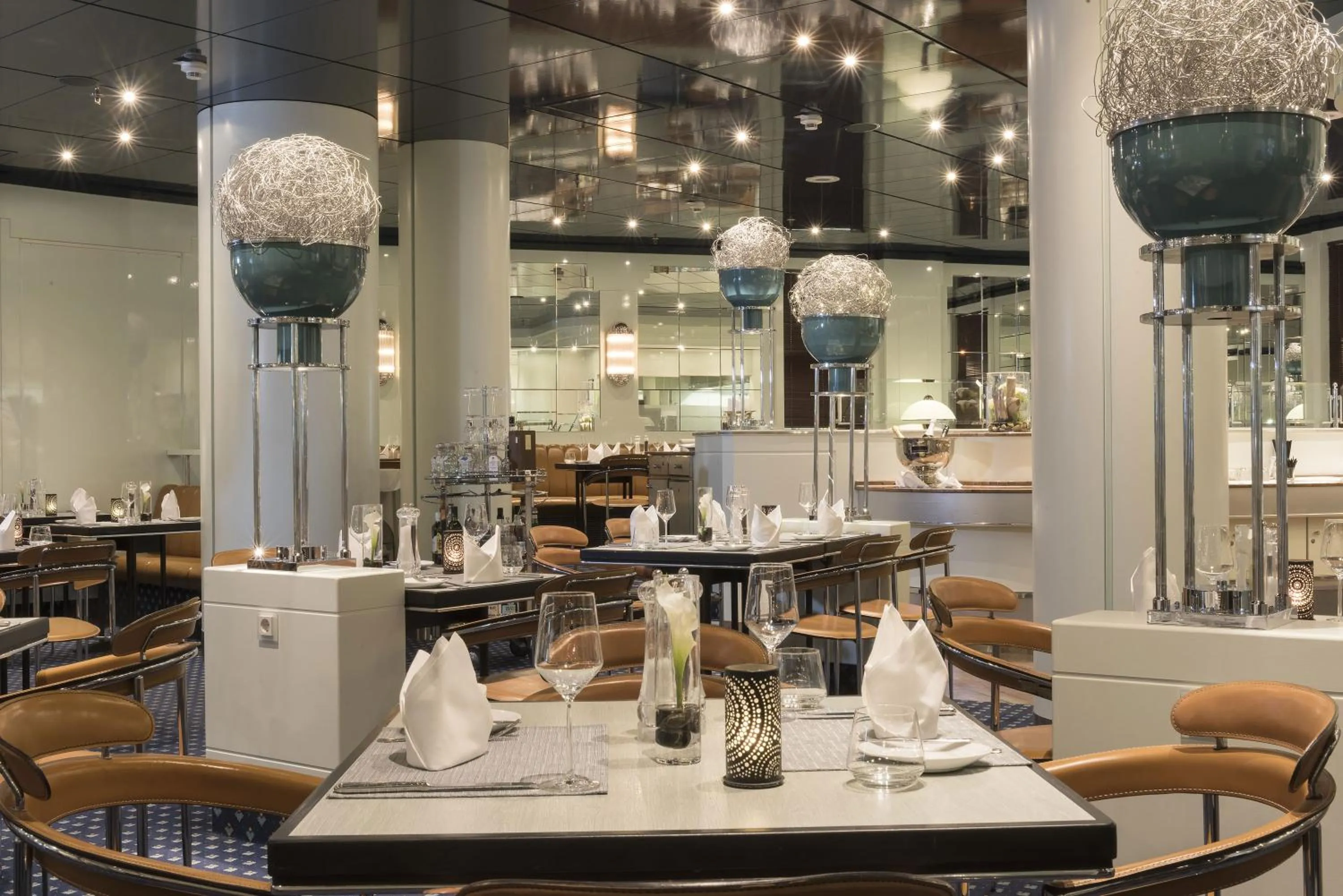 Restaurant/places to eat in Maritim Hotel Frankfurt