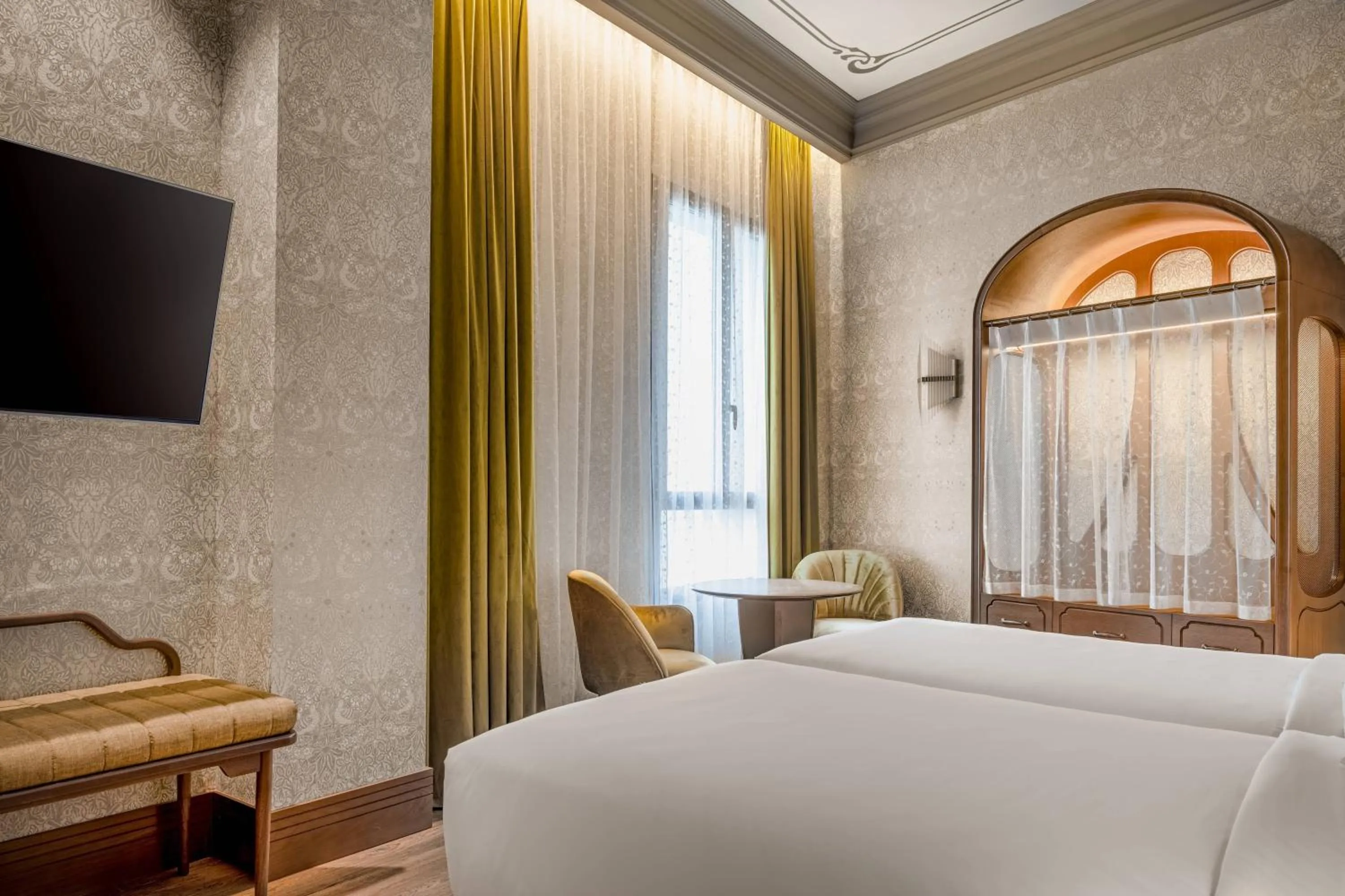 Photo of the whole room, Bed in Palacio Santa Clara, Autograph Collection