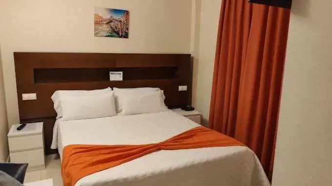 Single Room - single occupancy in Hostal San Marcos Single Room - single occupancy in Hostal San Marcos