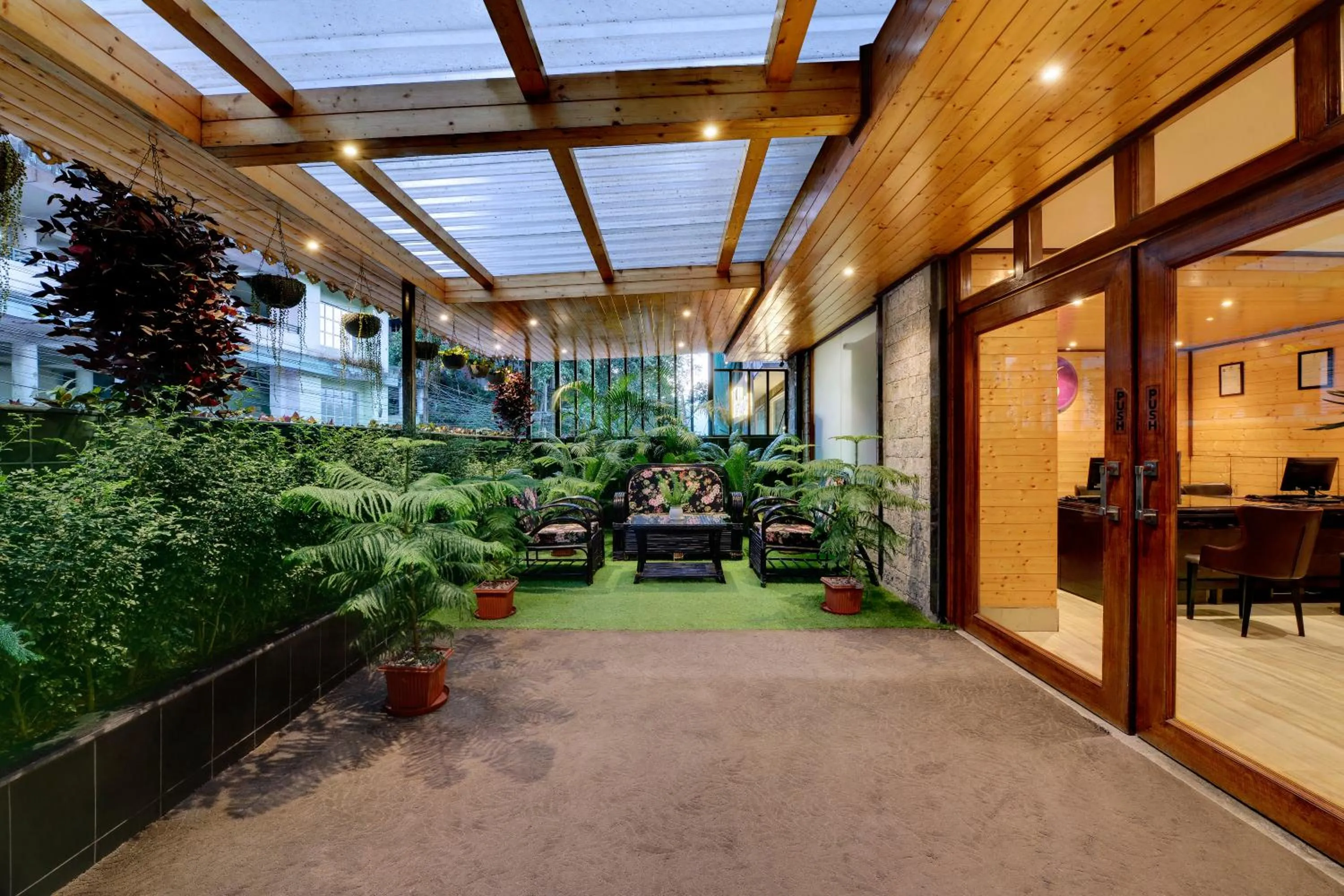 Garden in Sumitel Shangrila