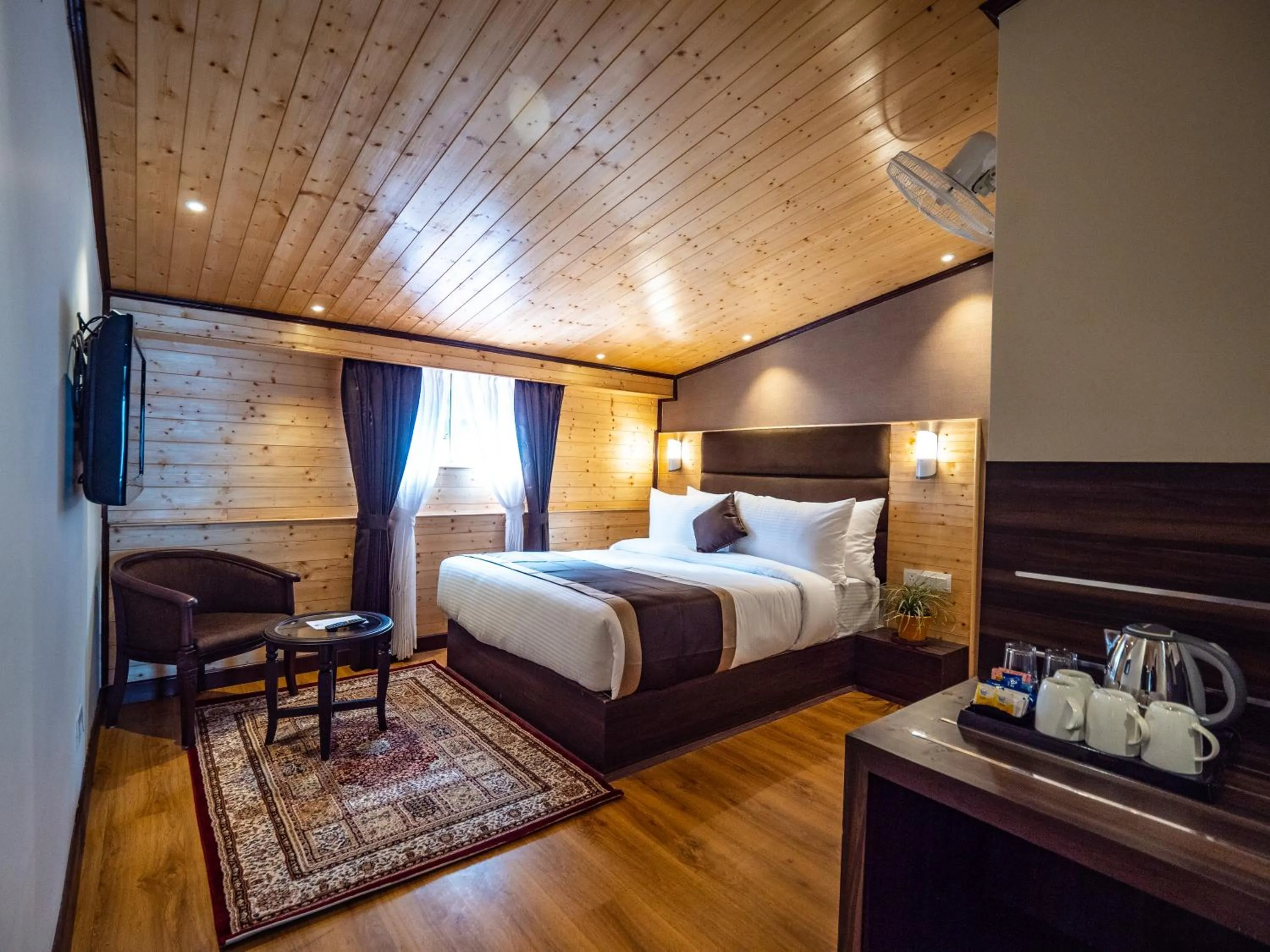 Bedroom, Bed in Sumitel Shangrila