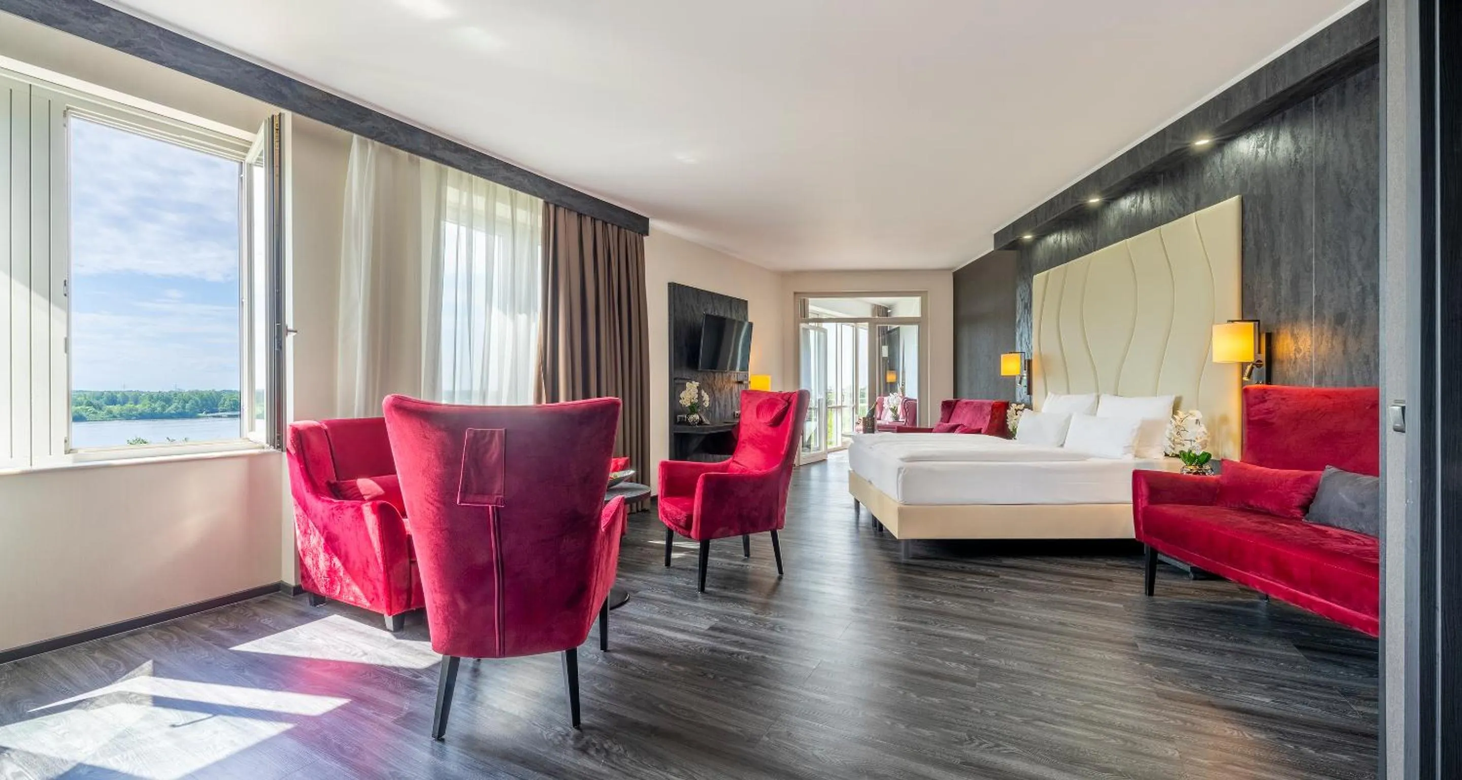 Bed in PLAZA Premium Schwerin Sure Hotel Collection by Best Western