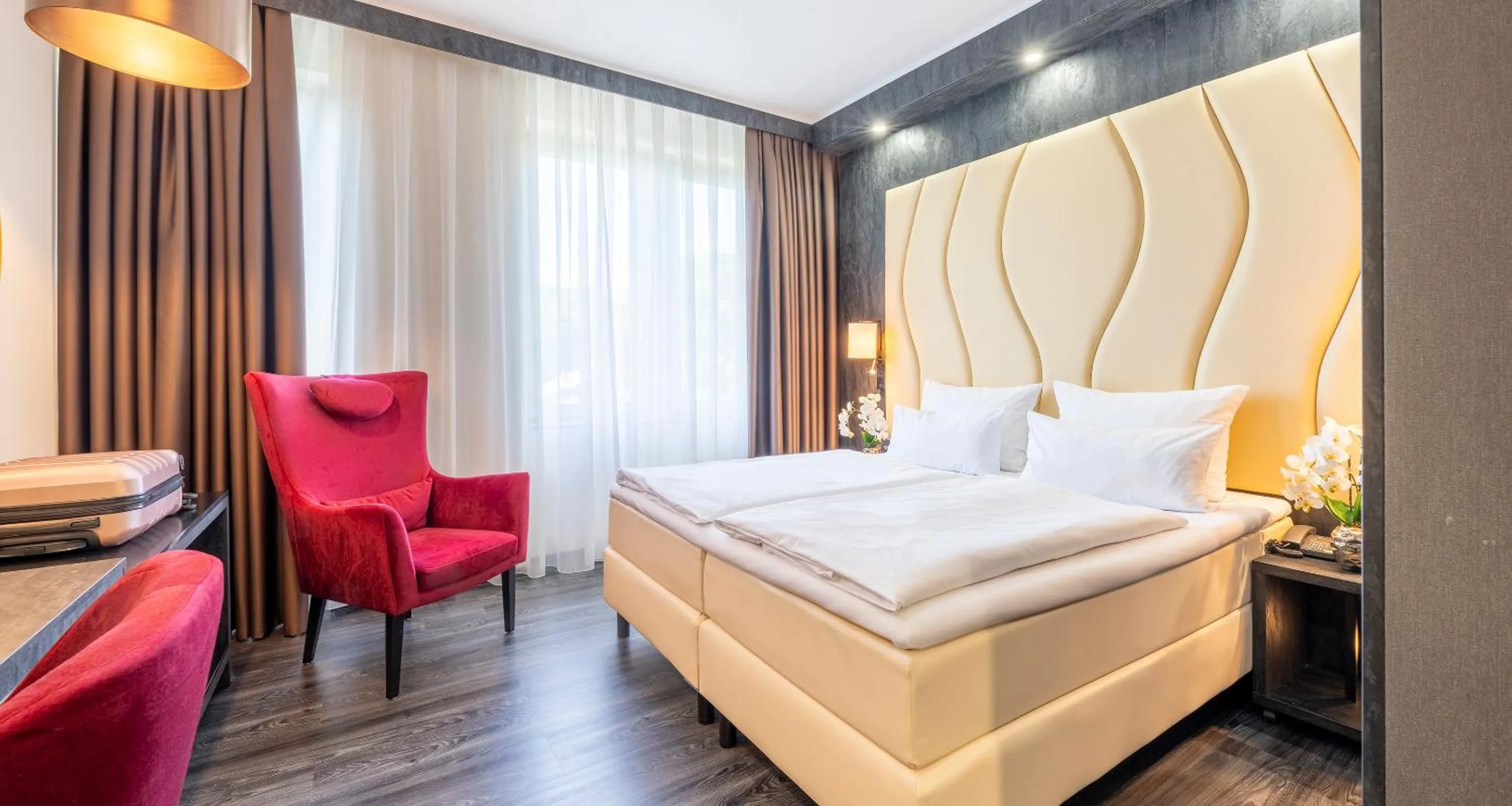 Bed in PLAZA Premium Schwerin Sure Hotel Collection by Best Western