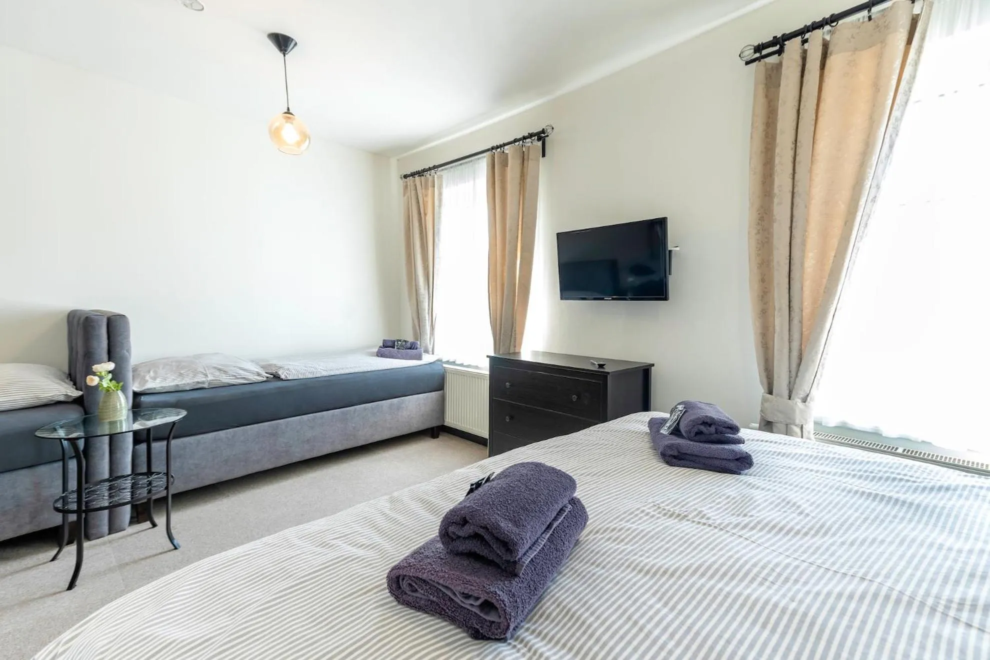 Bed in Restaurace Hotel Praha