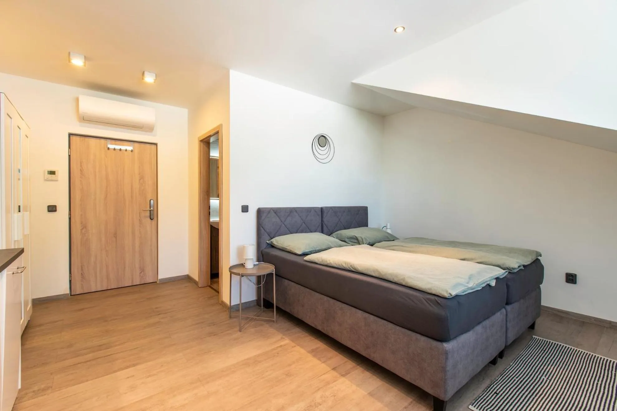 Bed in Restaurace Hotel Praha