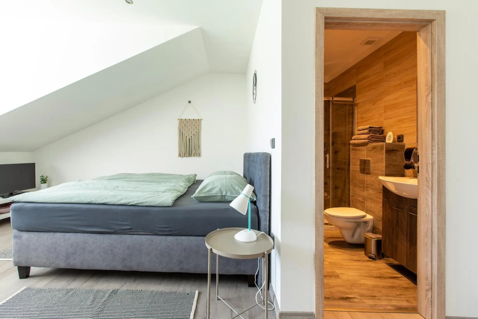 Bed in Restaurace Hotel Praha