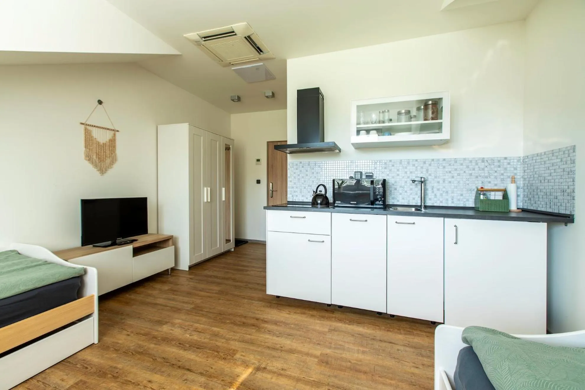 Bed in Restaurace Hotel Praha