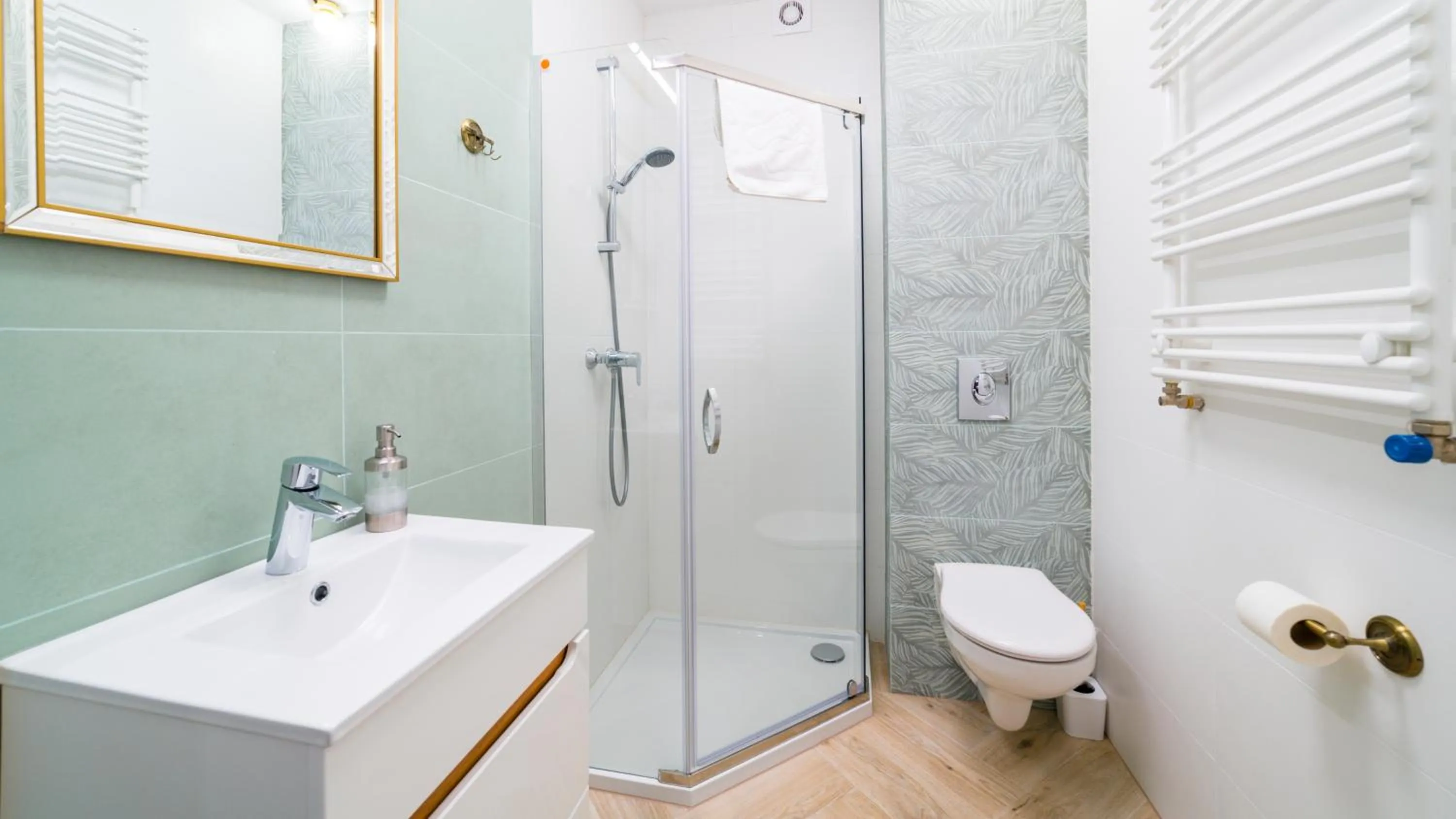 Shower in Holiday Mountain Residence, Sun & Snow