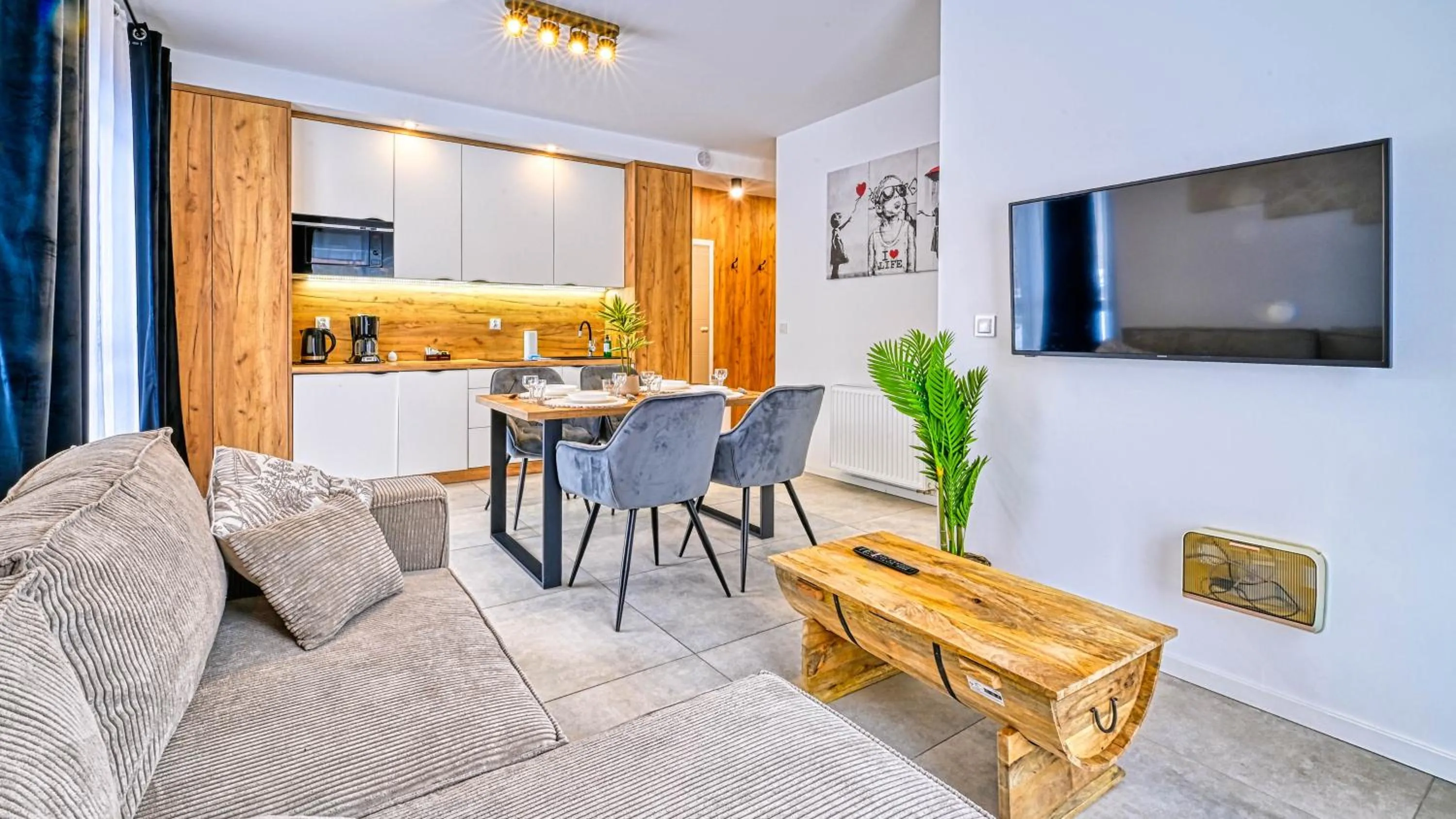 TV and multimedia in Holiday Mountain Residence, Sun & Snow