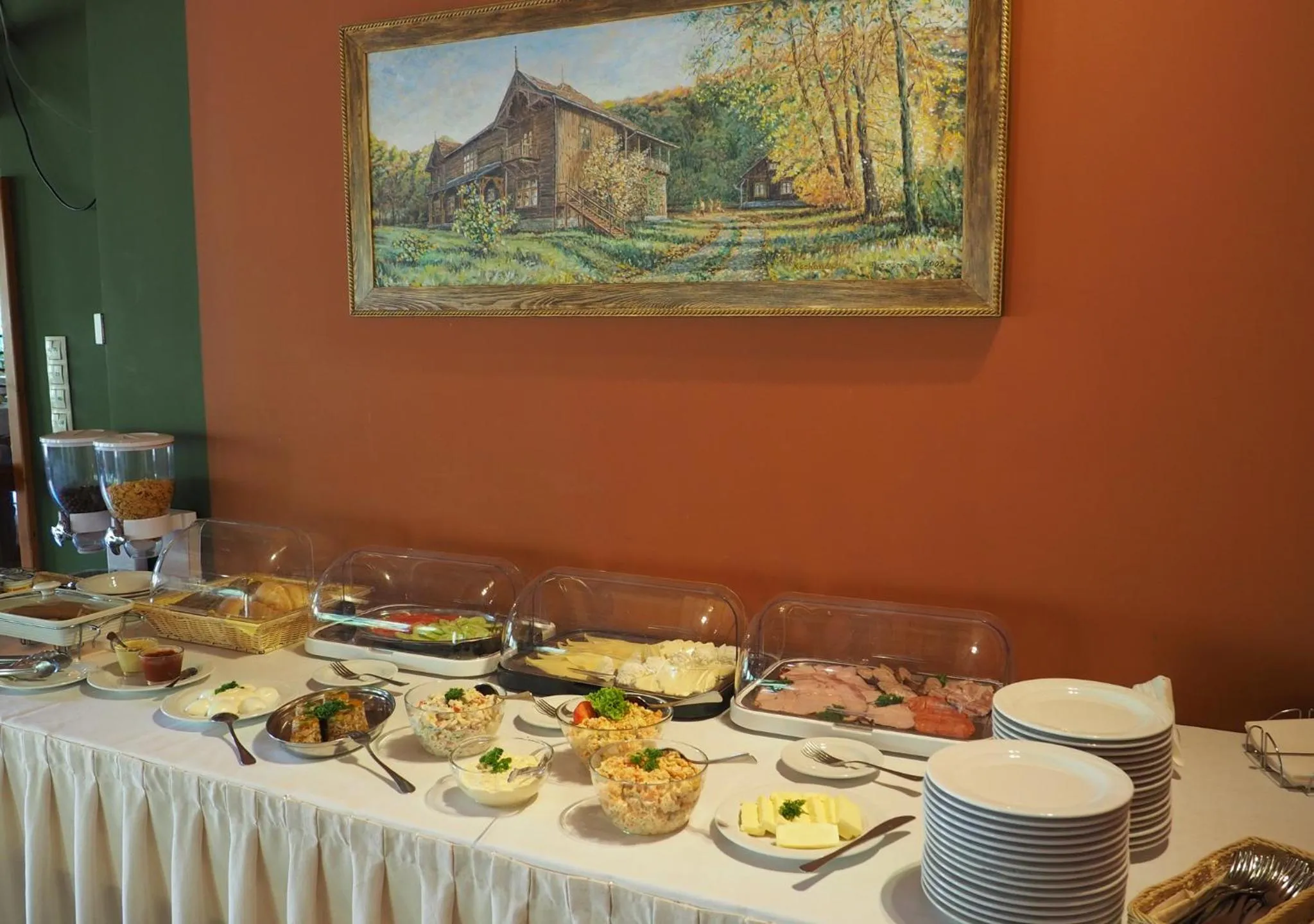 Buffet breakfast in Hotel Kochanów