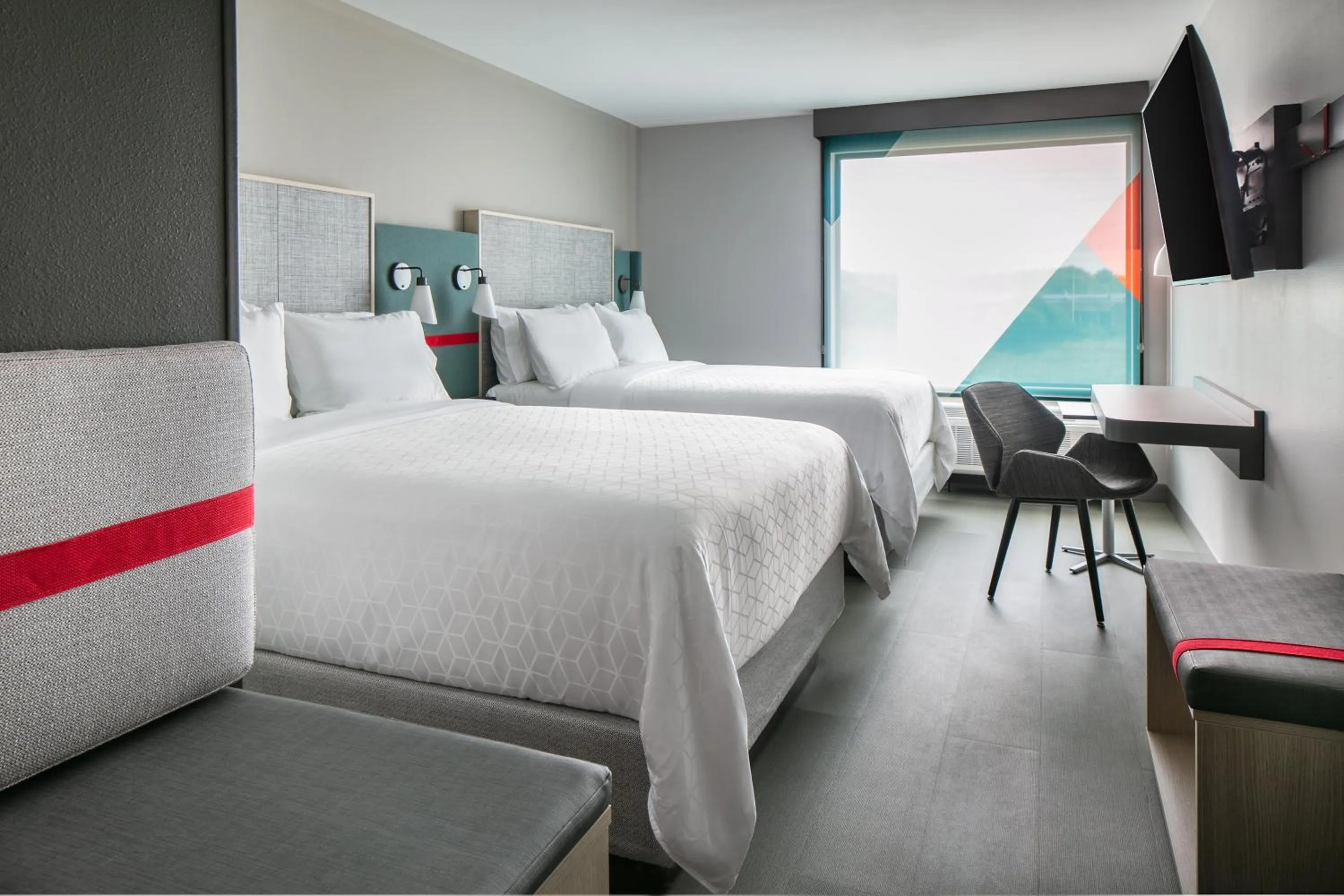 Photo of the whole room, Bed in Avid Hotels - Roseville - Minneapolis North by IHG