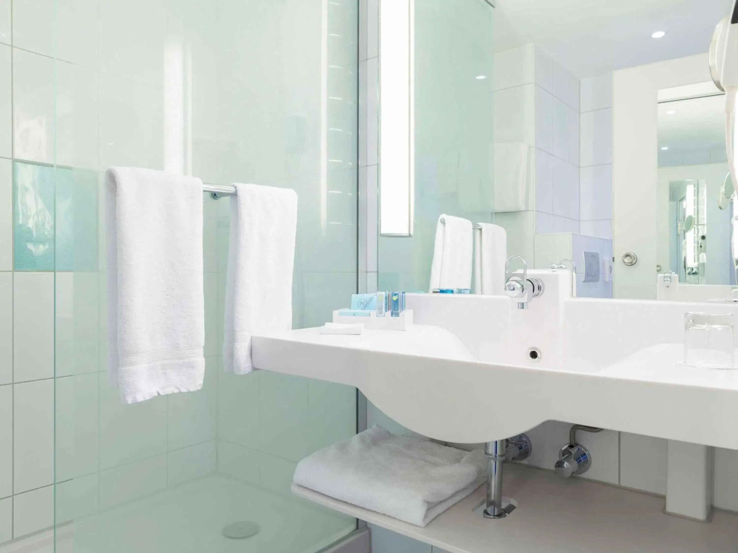 Twin Room in Novotel Frankfurt City Twin Room in Novotel Frankfurt City