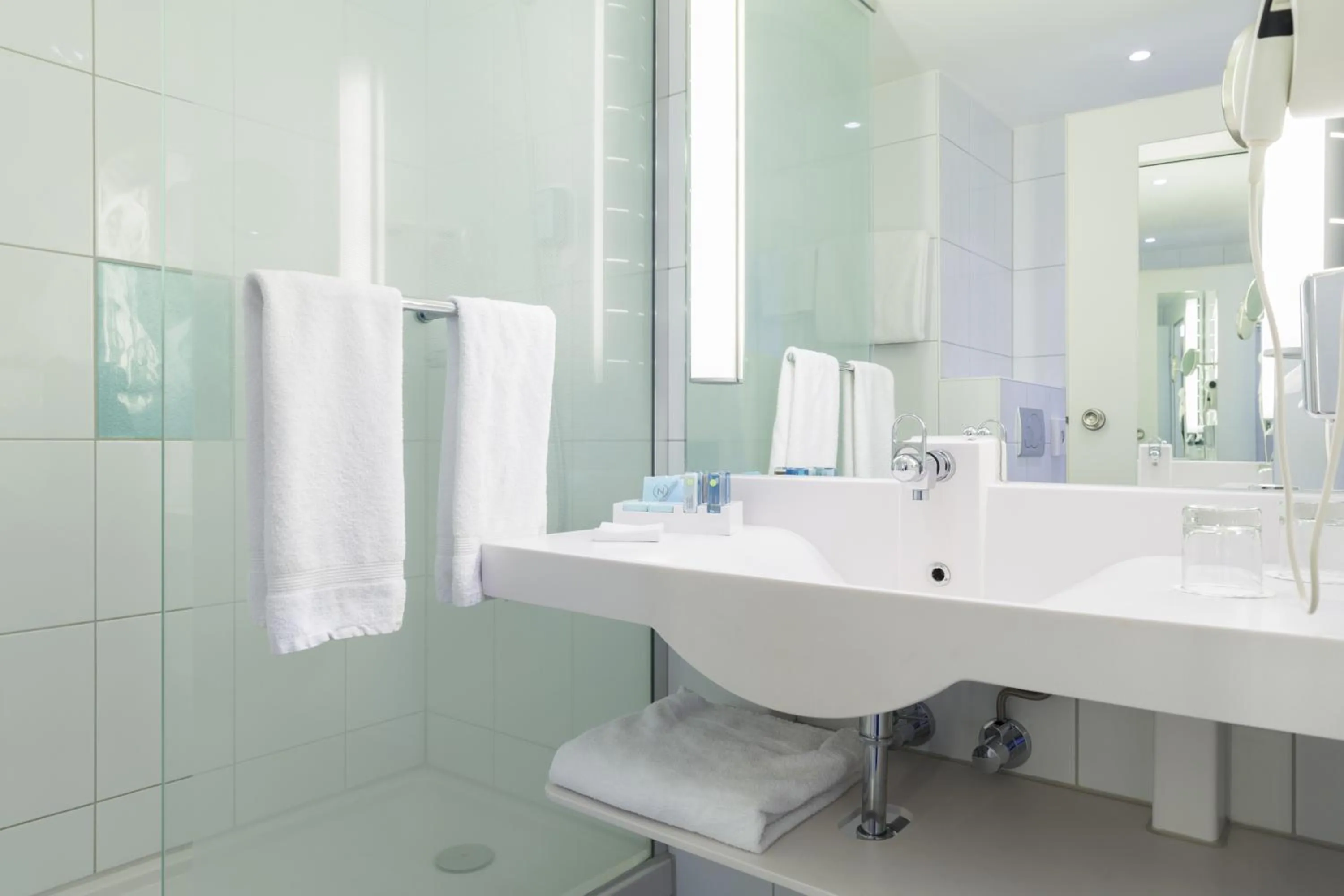 Bathroom in Novotel Frankfurt City