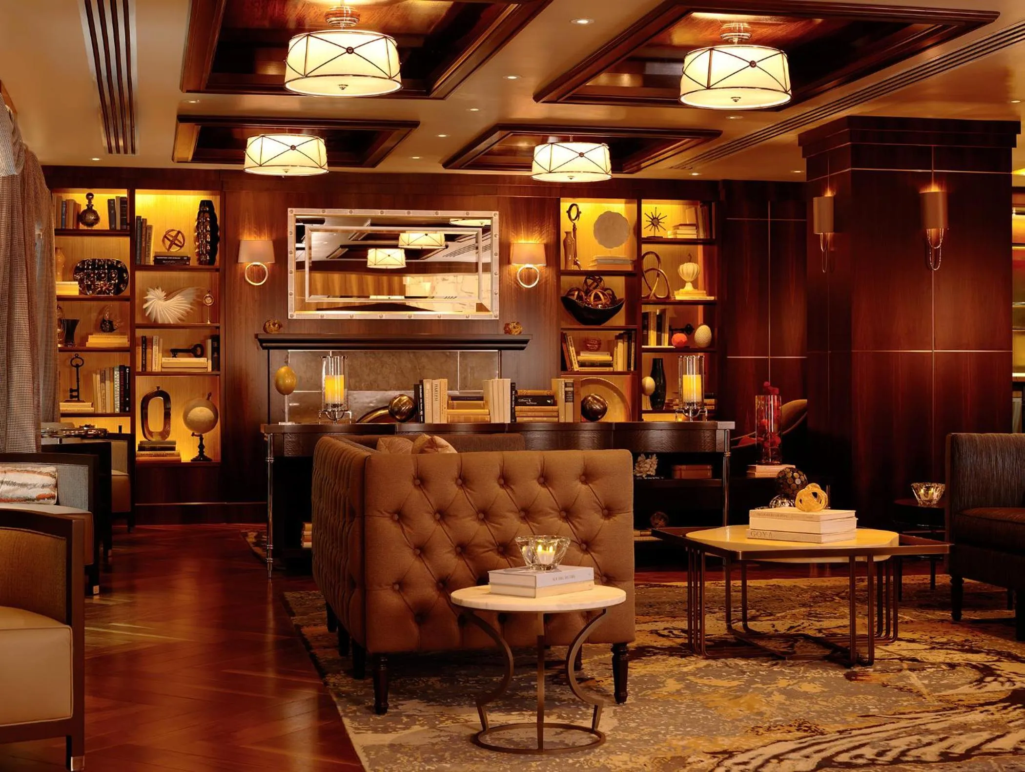 Communal lounge/ TV room in WestHouse Hotel New York