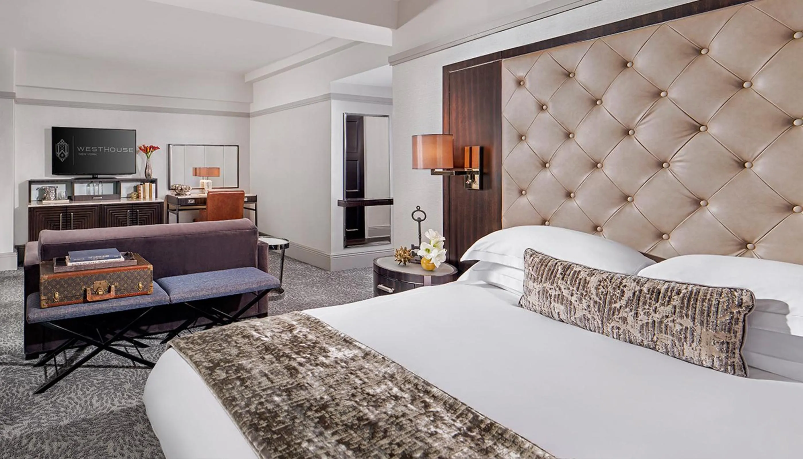 TV and multimedia, Bed in WestHouse Hotel New York