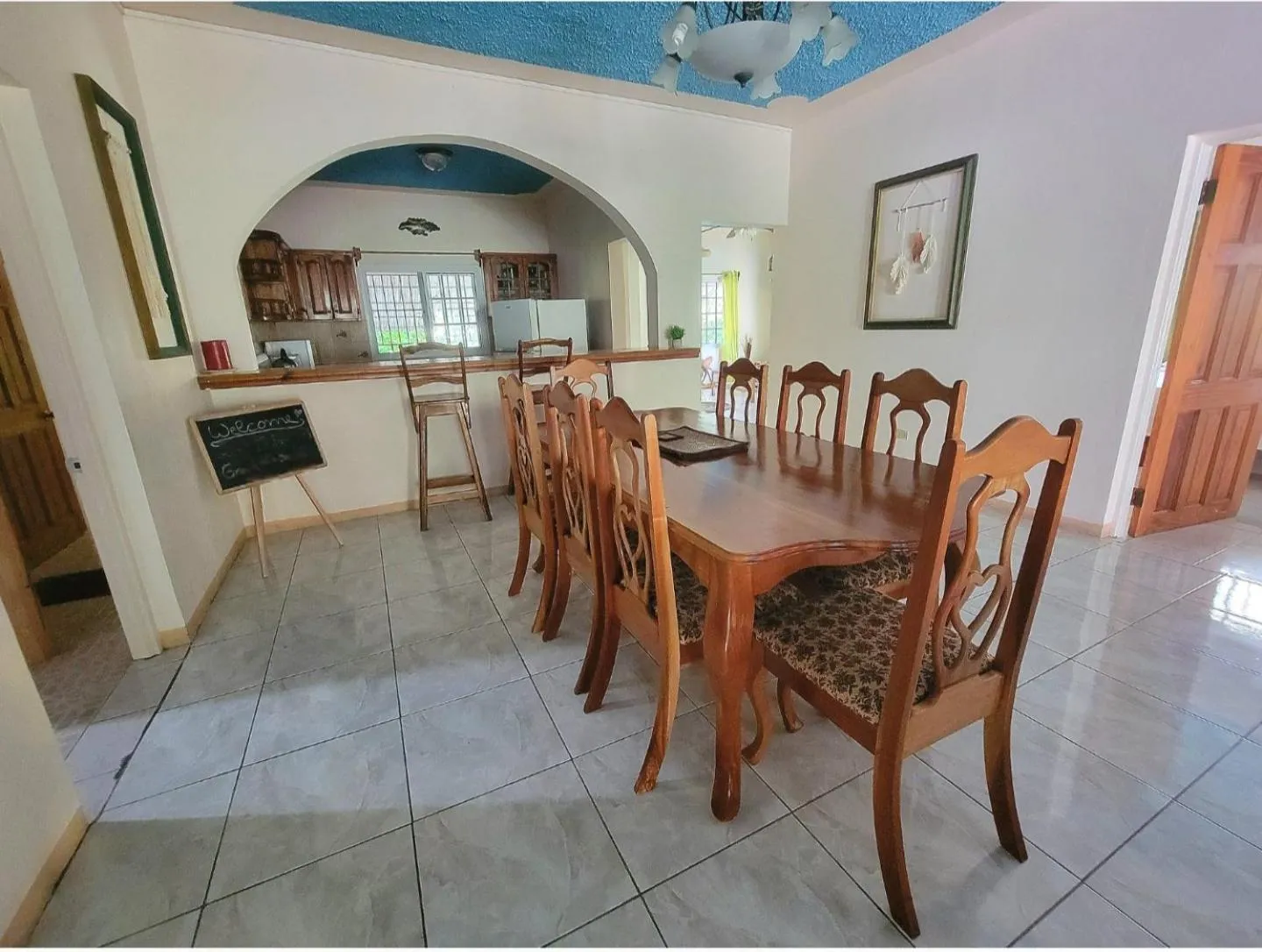 Seating area in Green's Palace Jamaica