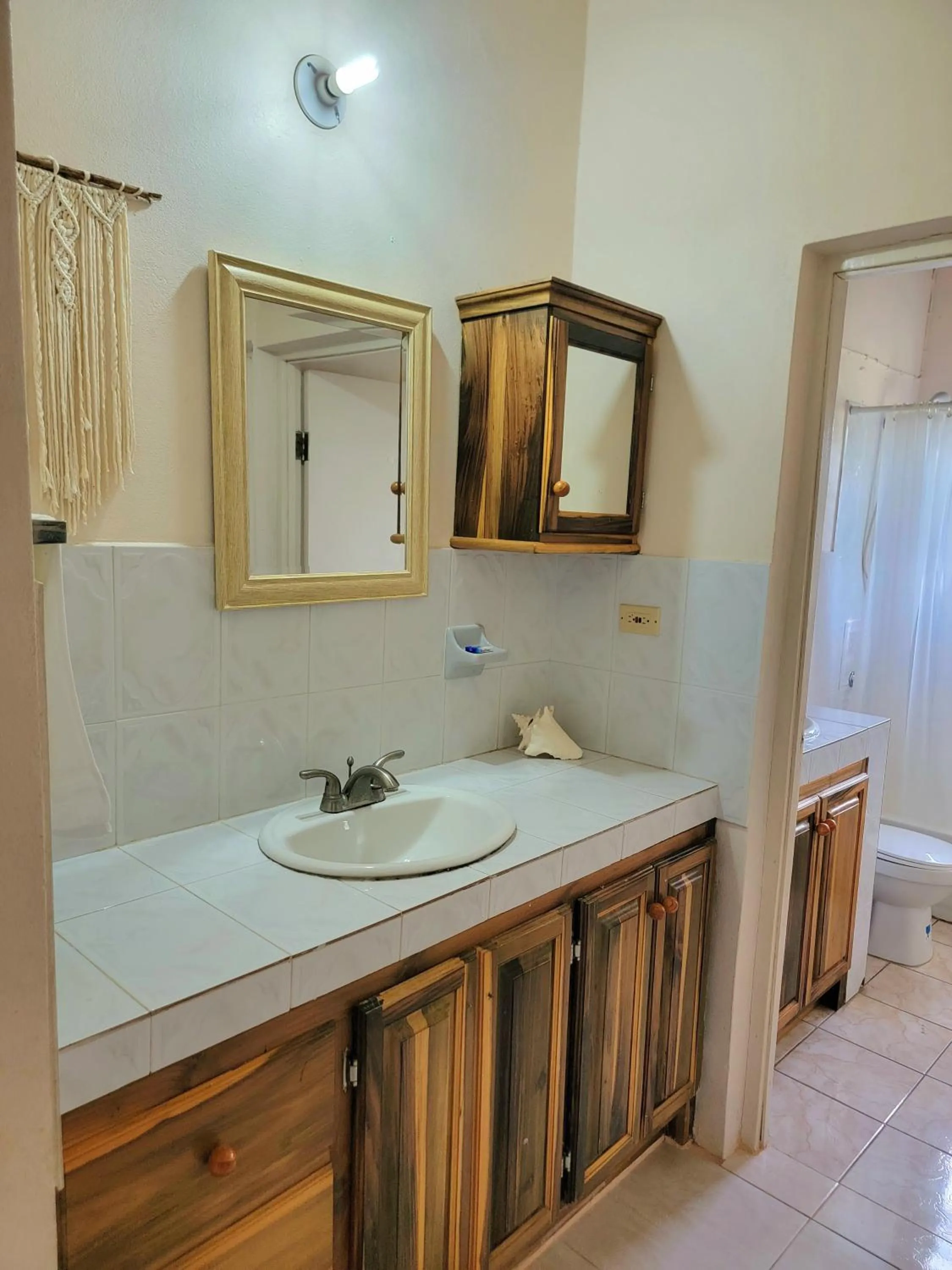 Bathroom in Green's Palace Jamaica