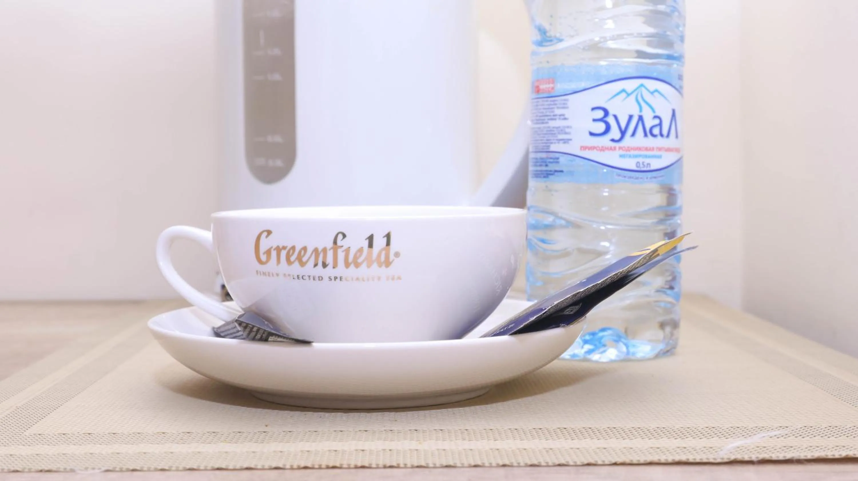 Coffee/tea facilities in MANDARIN Hotel