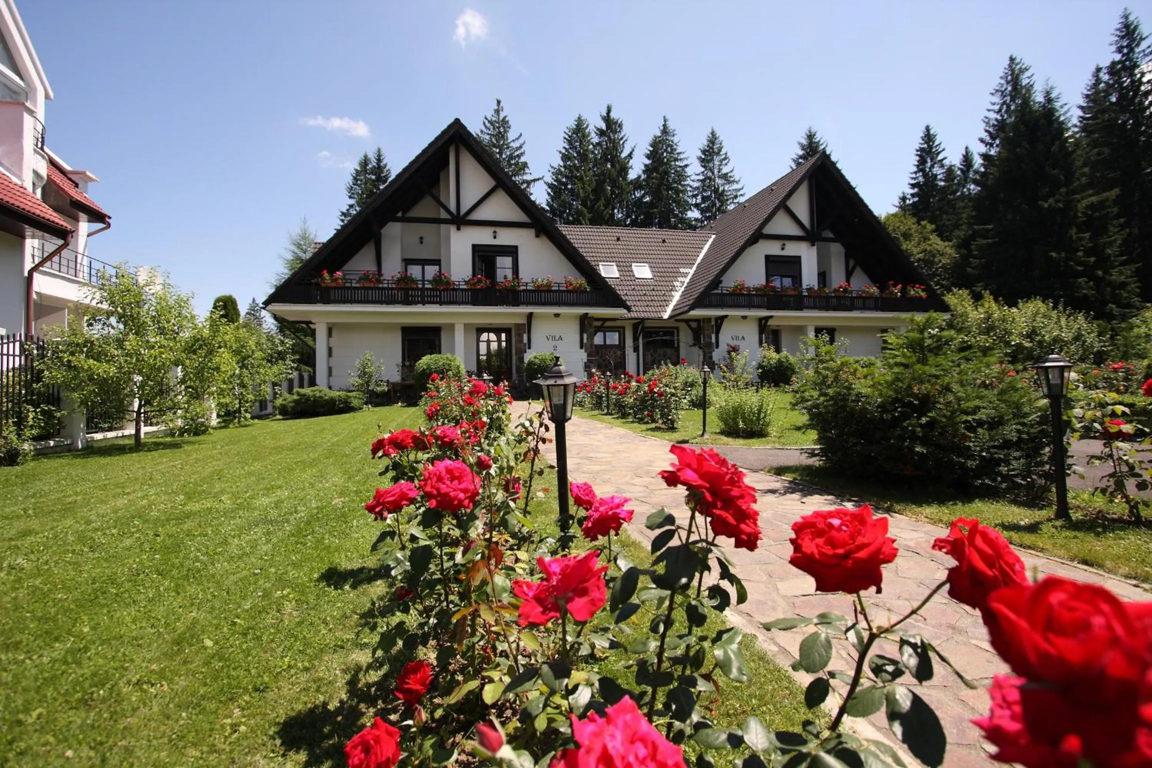 Property building in Complex Vile- Milana M Residence