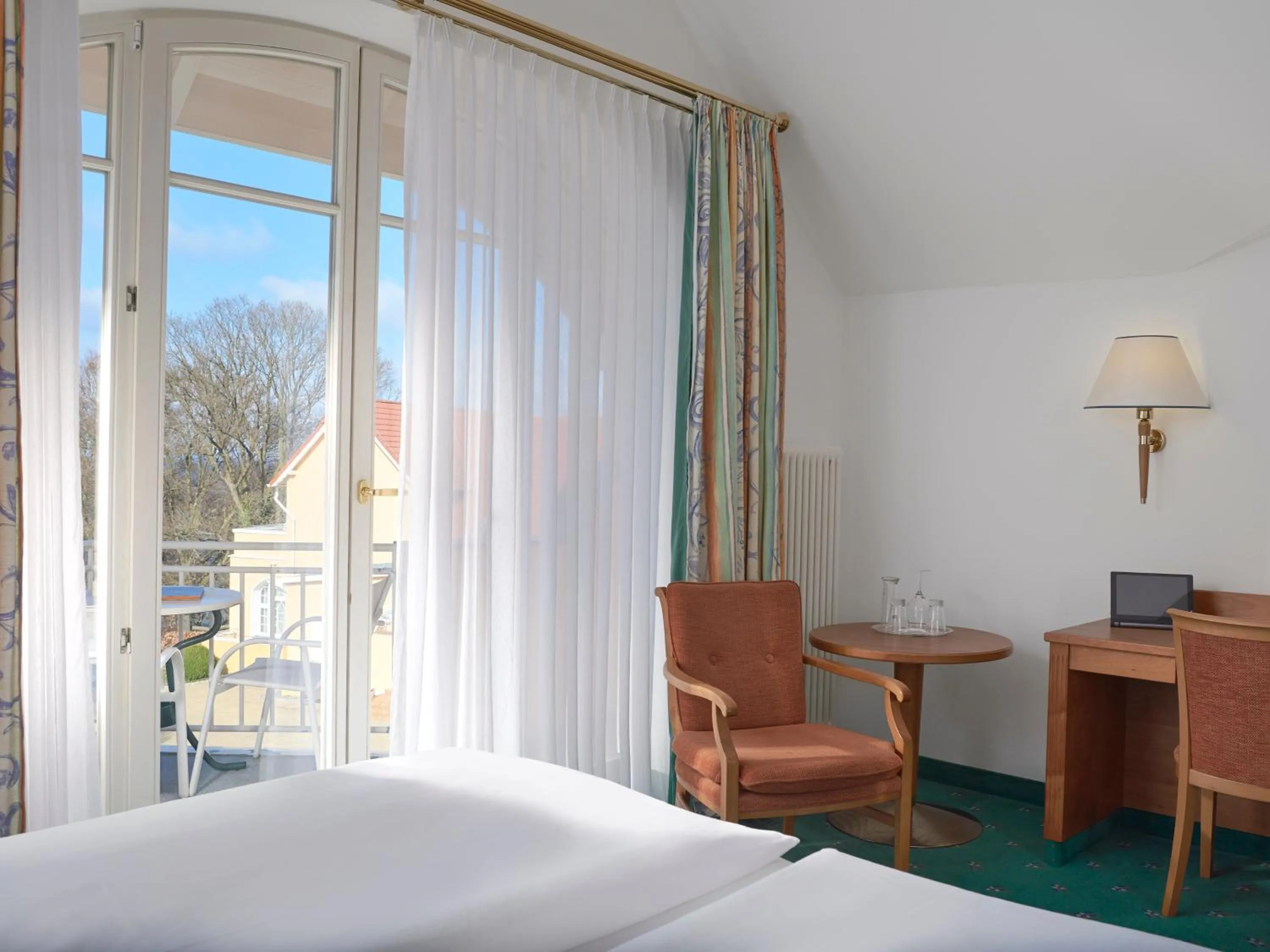 Seating area, Bed in aja Nordperd & Villen Göhren