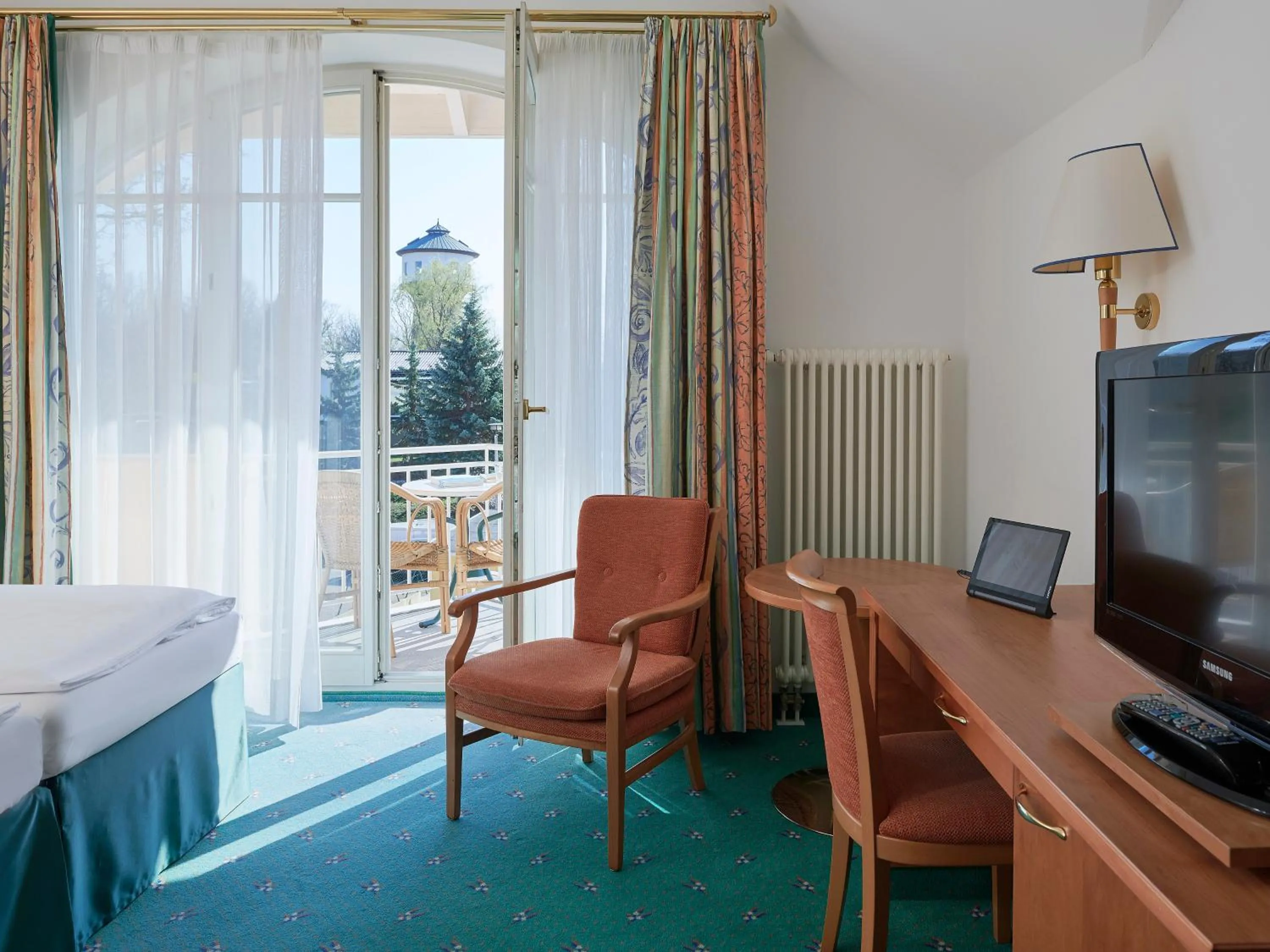 Seating area, Bed in aja Nordperd & Villen Göhren