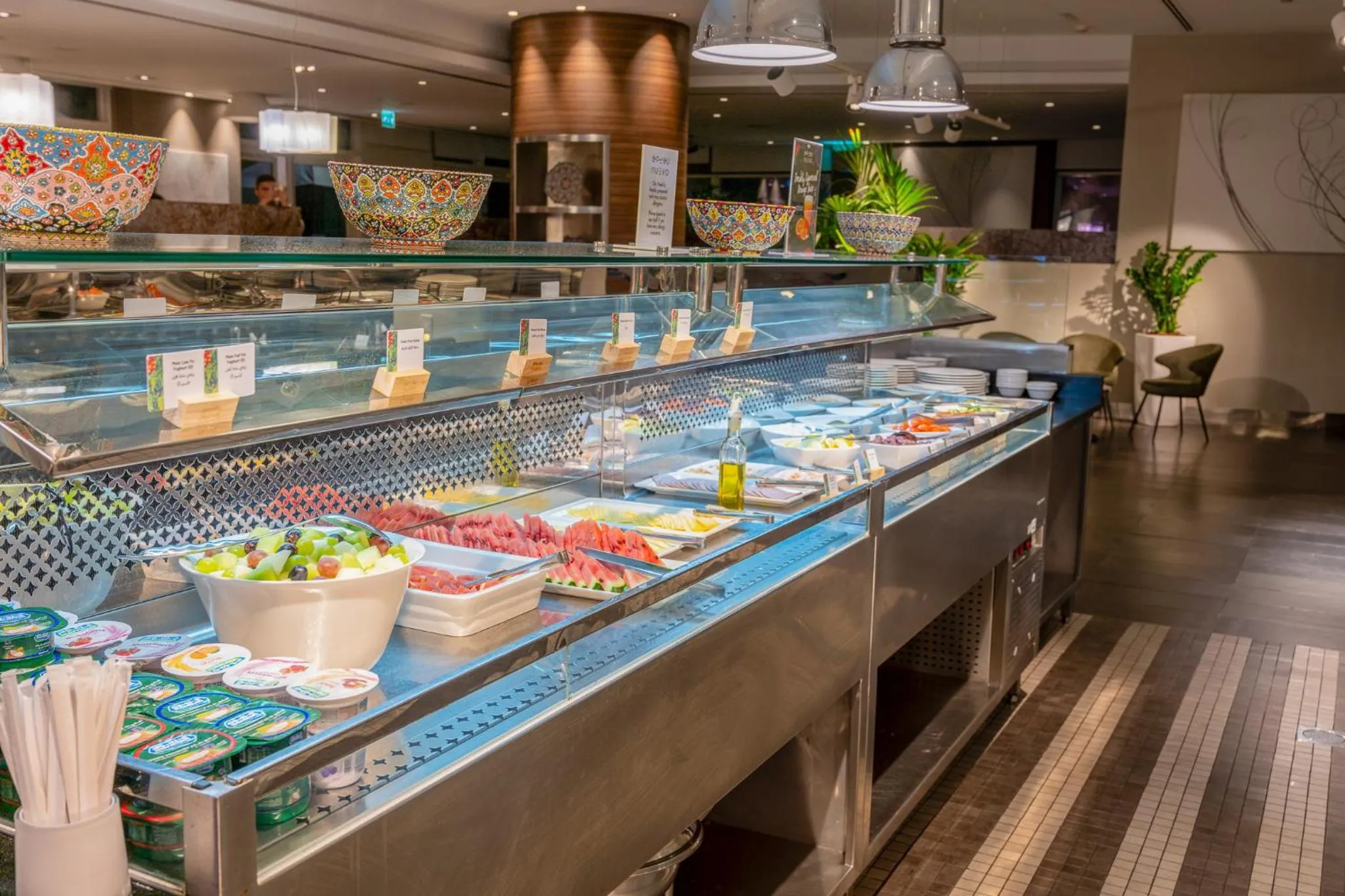 Restaurant/places to eat in Premier Inn Abu Dhabi Airport Business Park