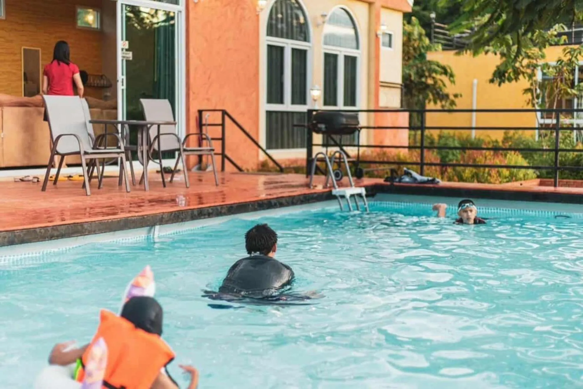 People in The X10 private pool villa khaoyai SHA Certified เขาใหญ่