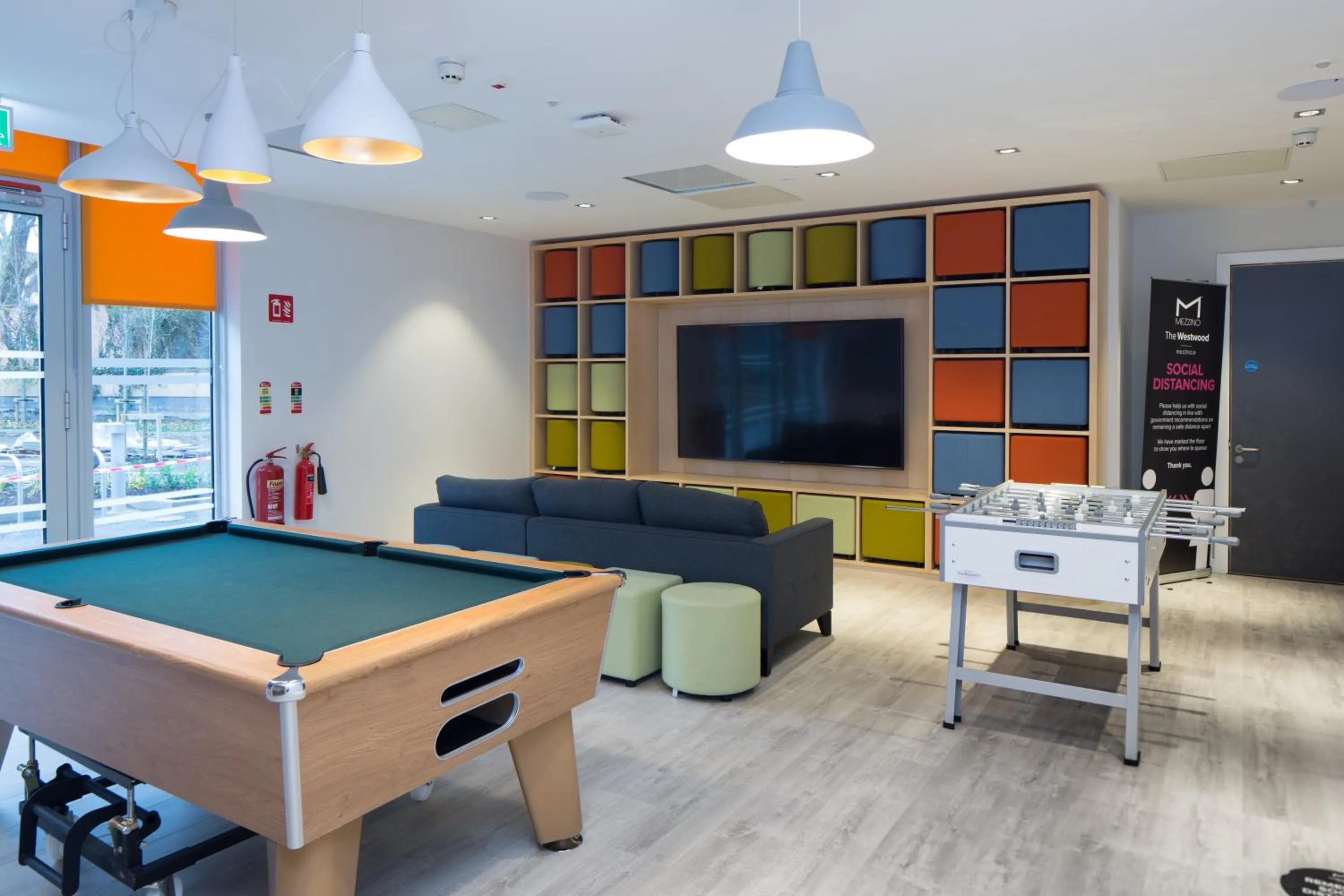 Communal lounge/ TV room in The Westwood Apartments