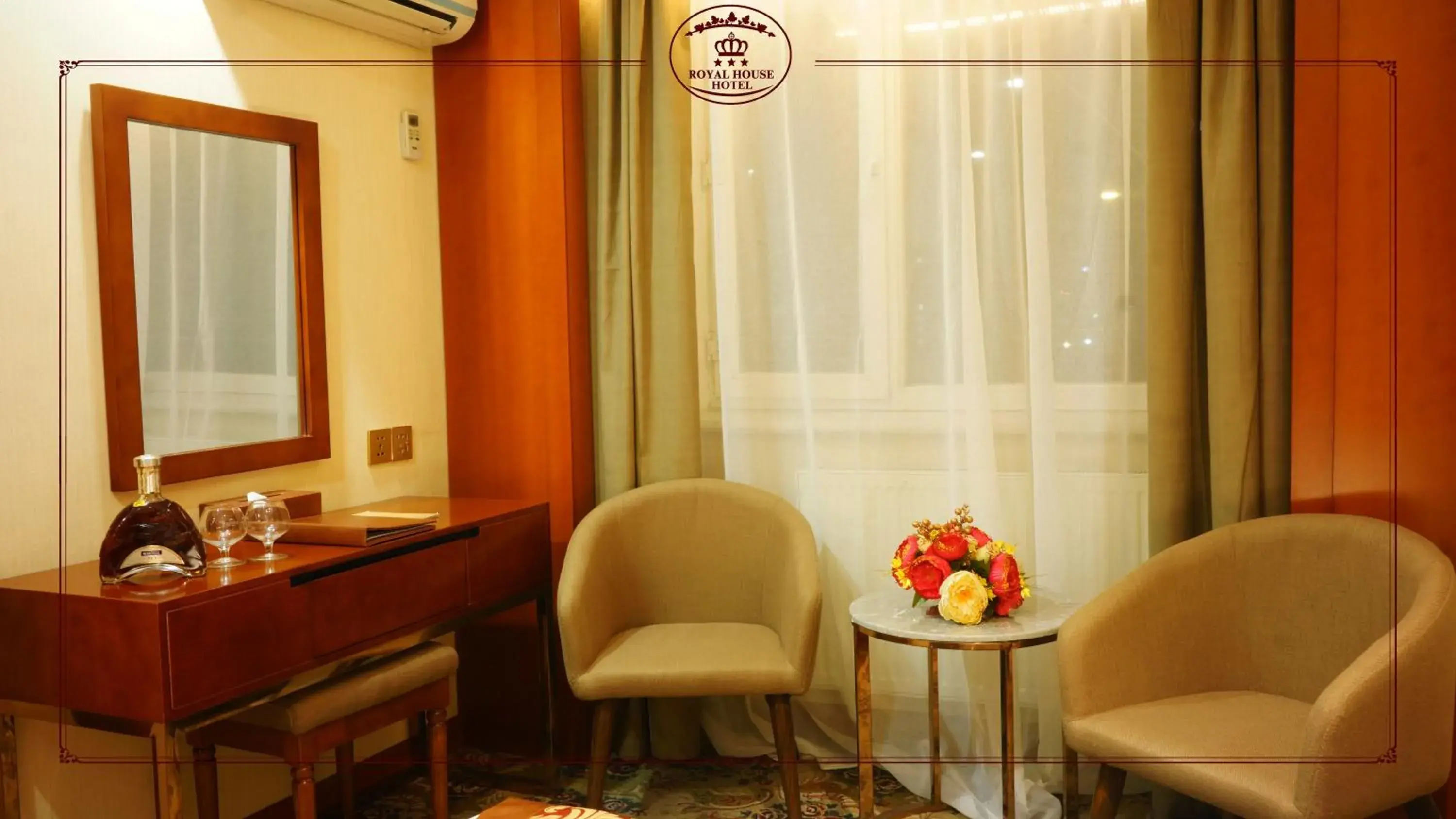 Standard Triple Room in Royal House Hotel Standard Triple Room in Royal House Hotel