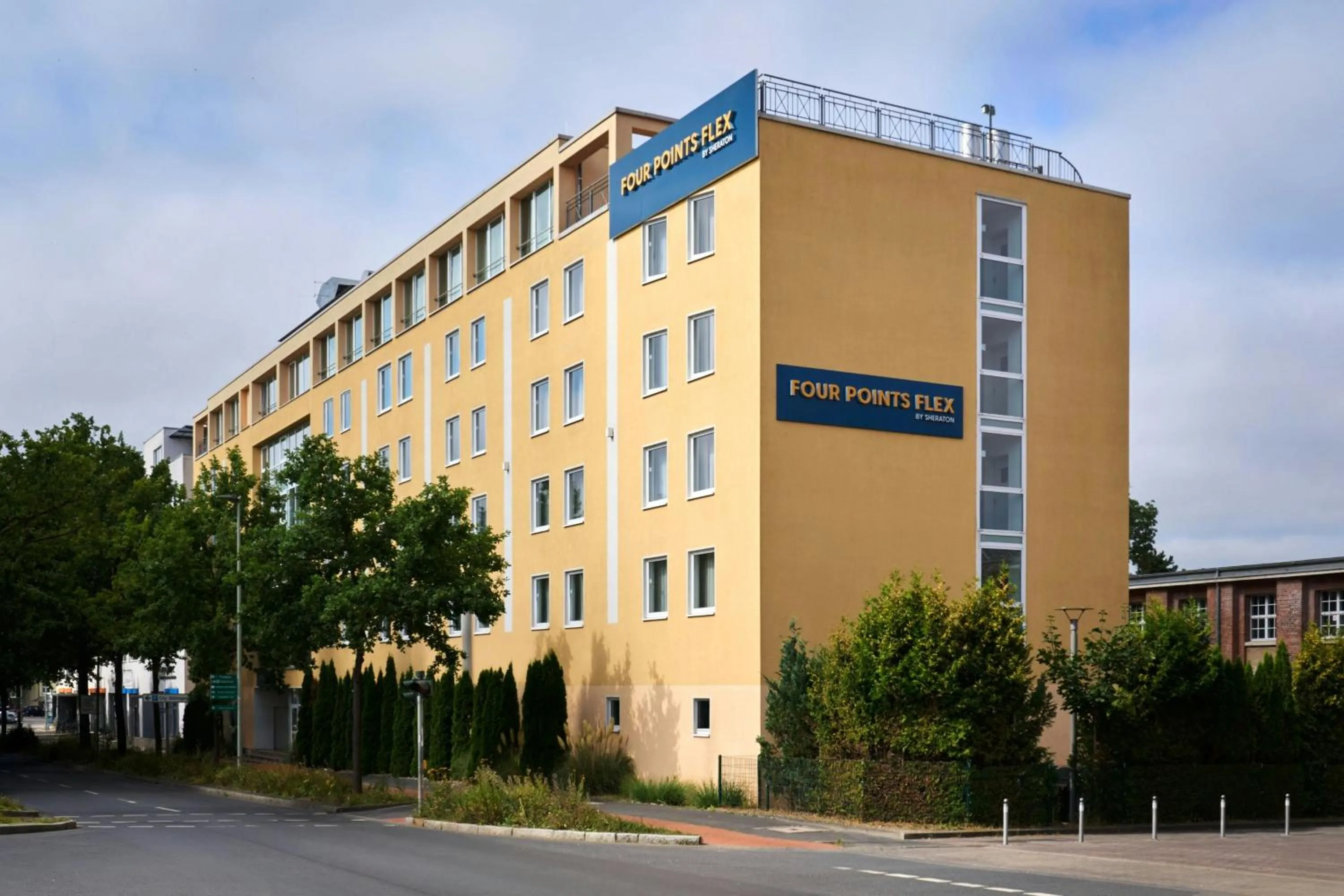 Property building in Four Points Flex by Sheraton Göttingen