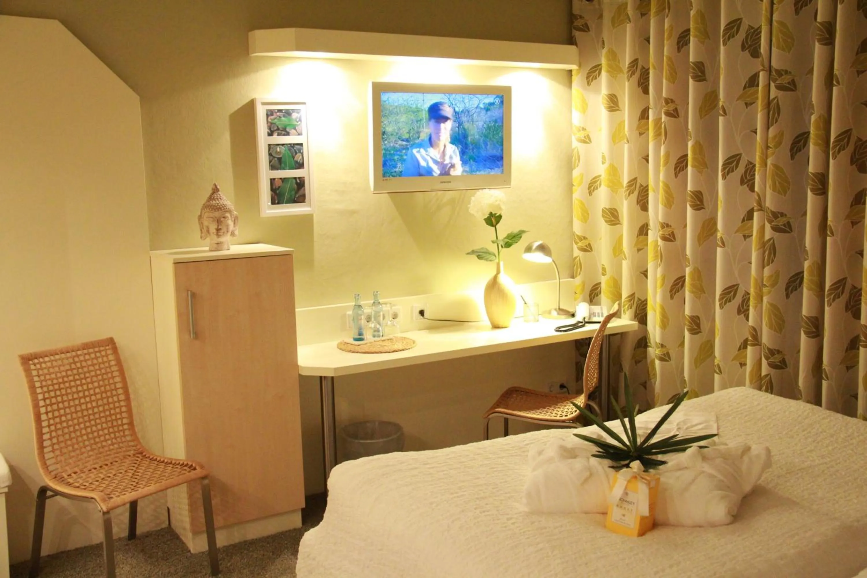 Photo of the whole room in Hotel Röhrsdorfer Hof