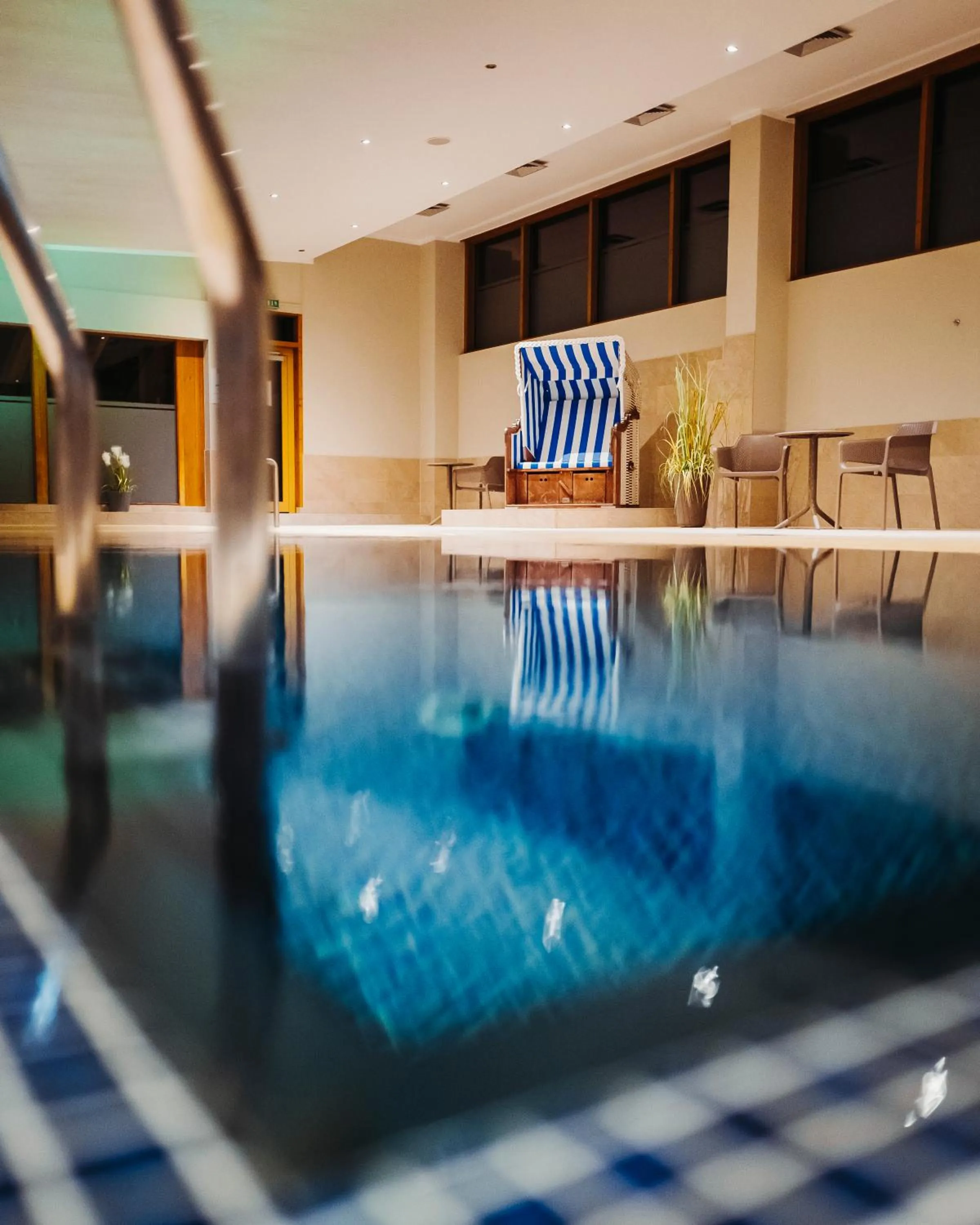 Swimming pool in Resort Hotel IV Jahreszeiten Zingst