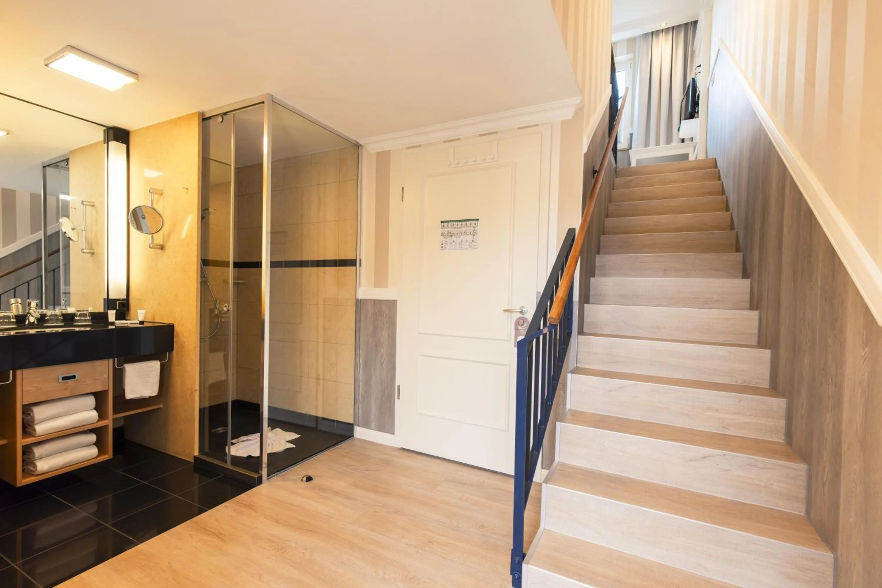 Photo of the whole room in Resort Hotel IV Jahreszeiten Zingst