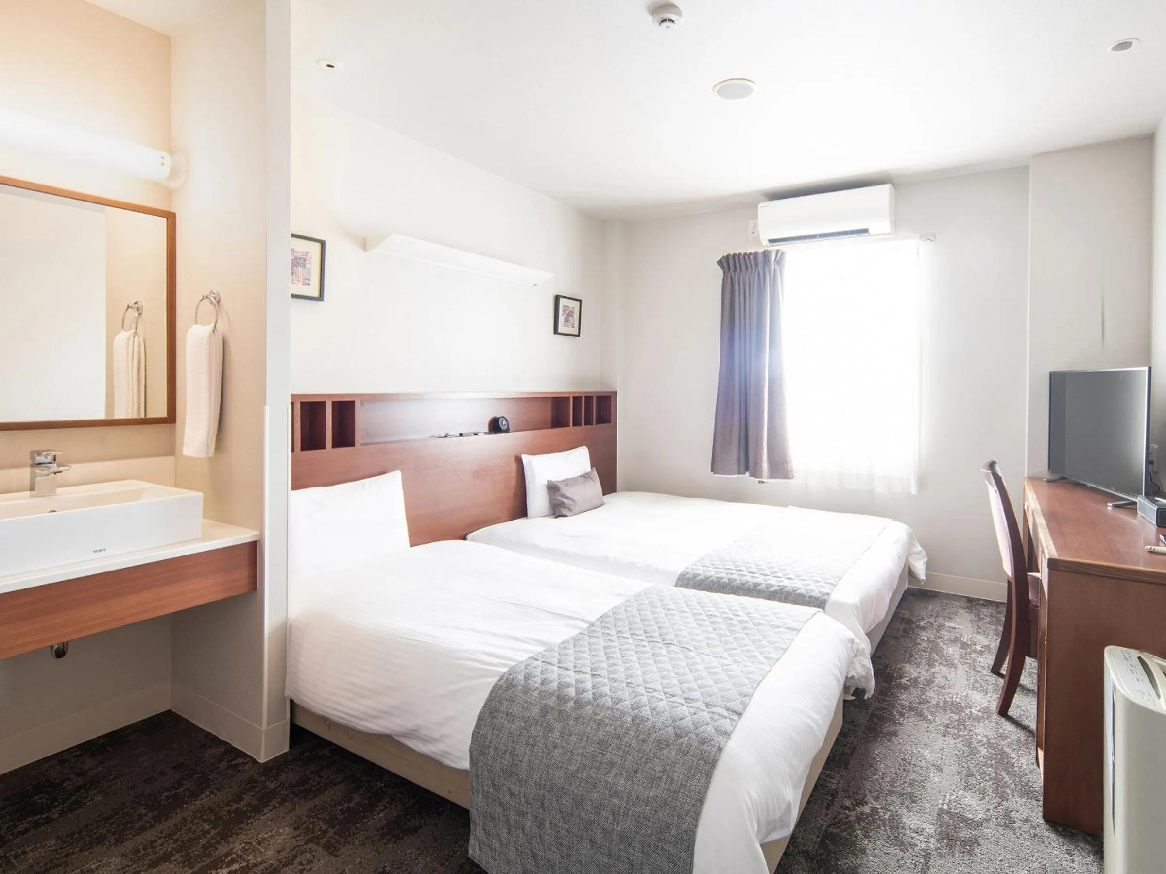 Photo of the whole room, Bed in Vessel Hotel Fukuoka Kaizuka