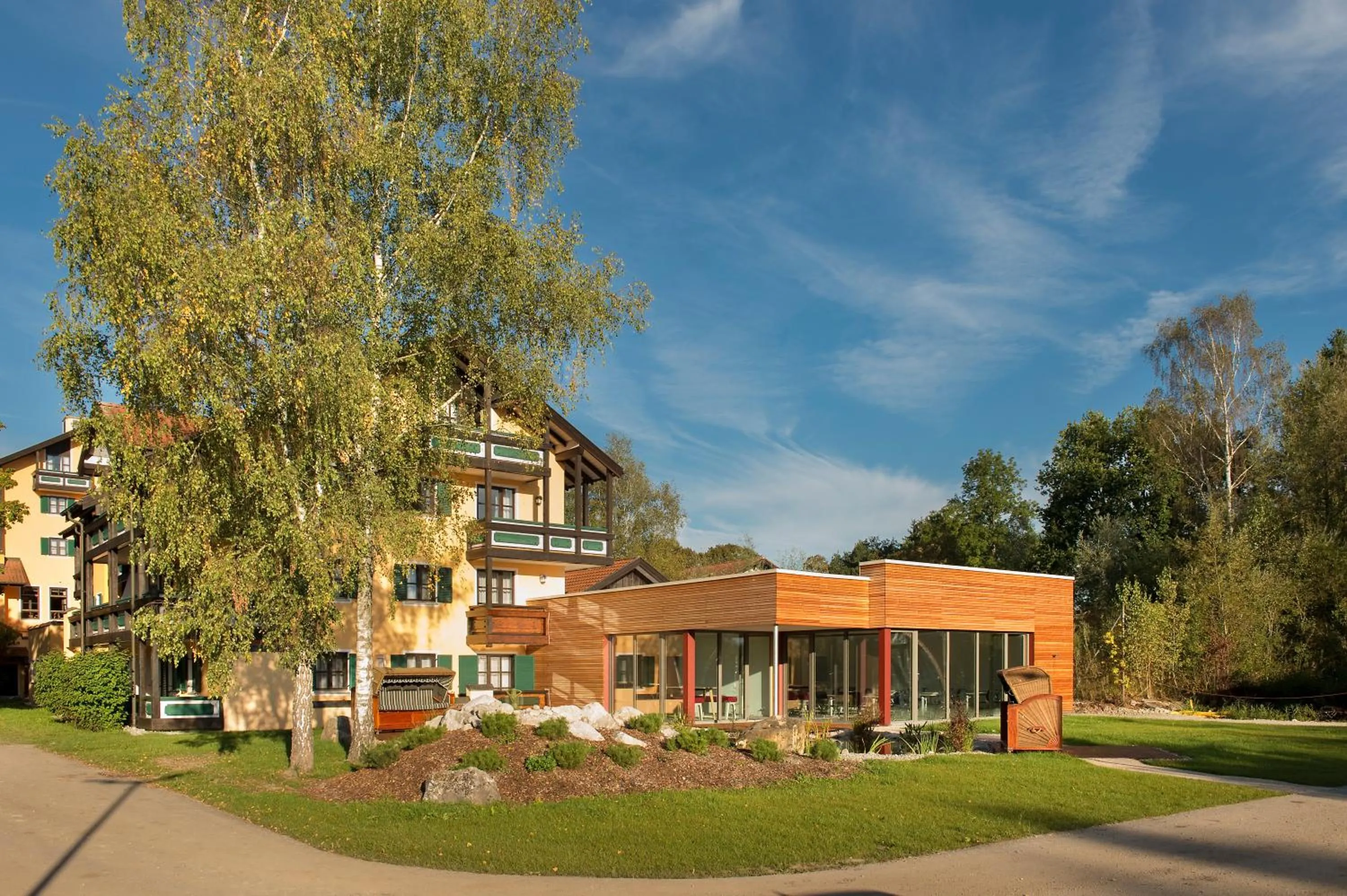 Facade/entrance in Schmelmer Hof Hotel & Resort