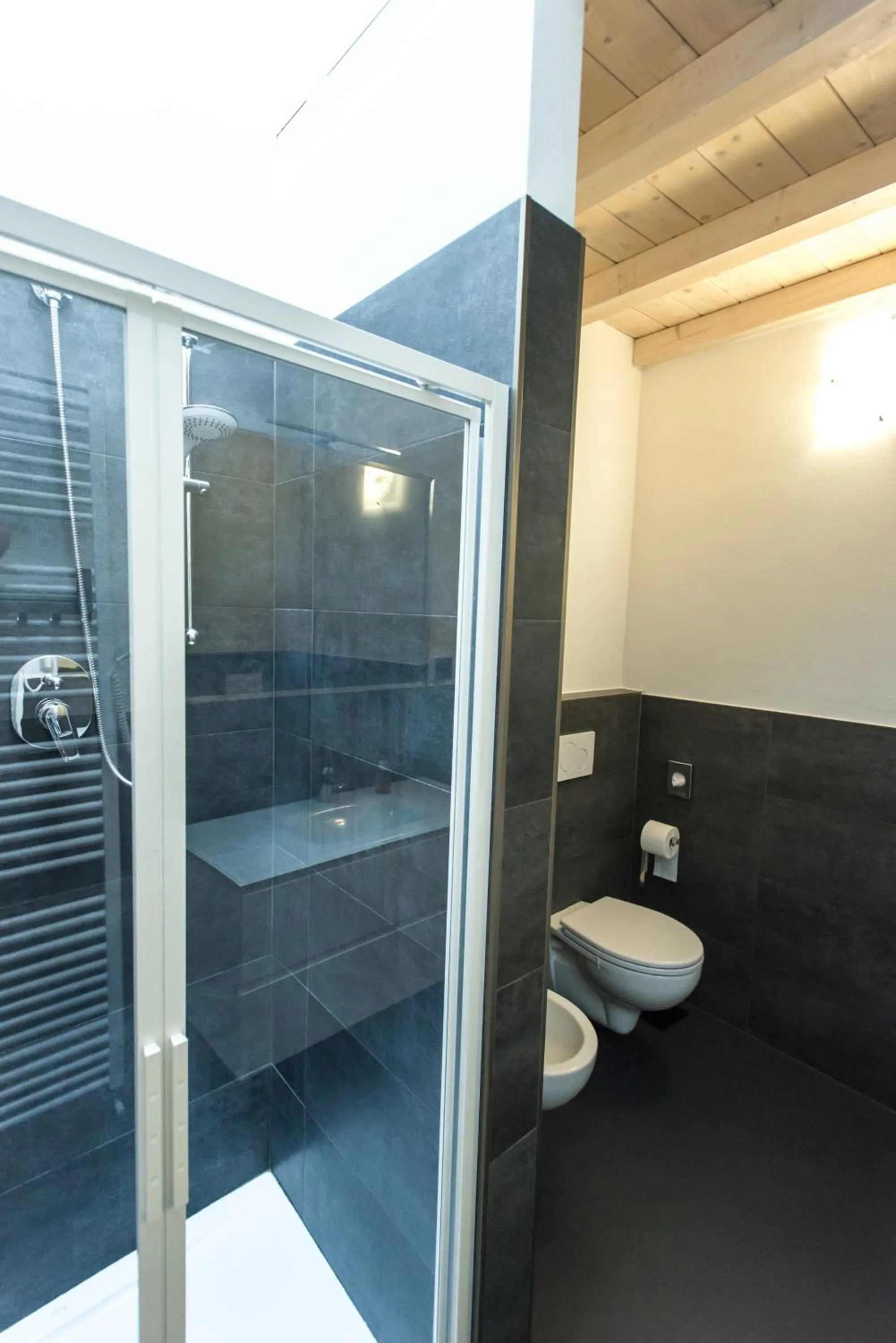 Toilet in Luna Sul Tetto