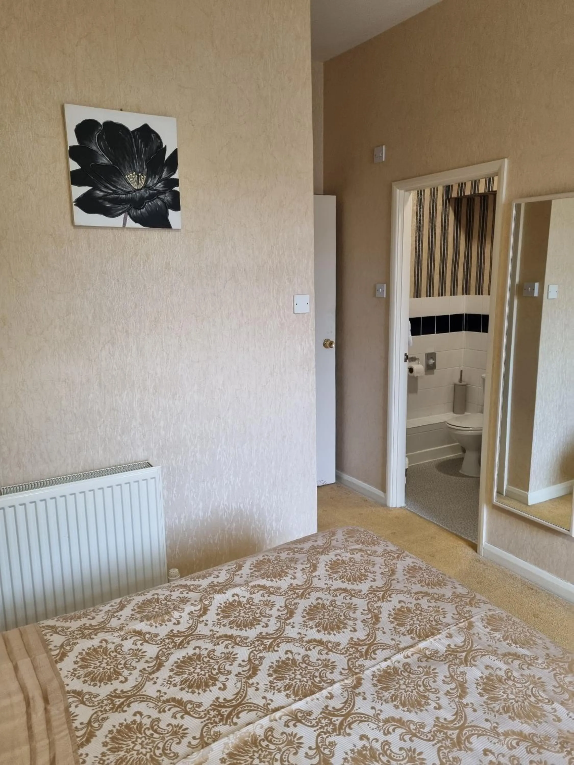 Photo of the whole room, Bed in The Sands Hotel