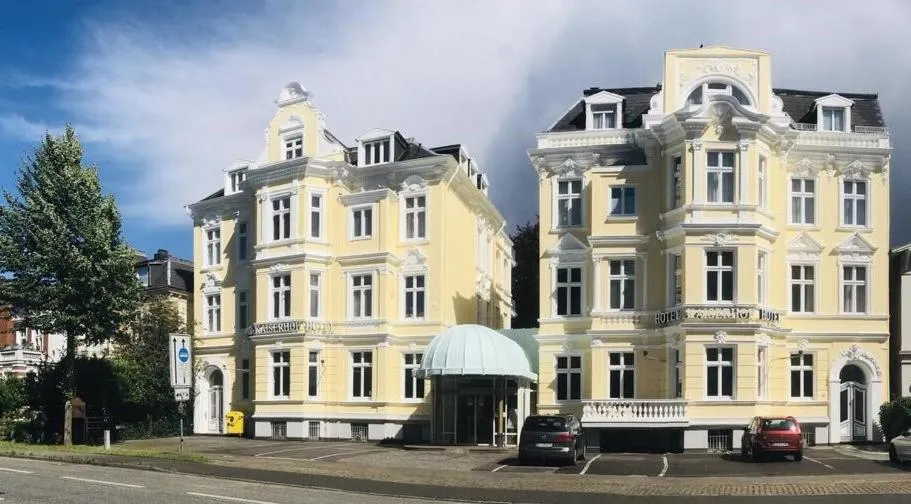 Facade/entrance in Hotel Kaiserhof