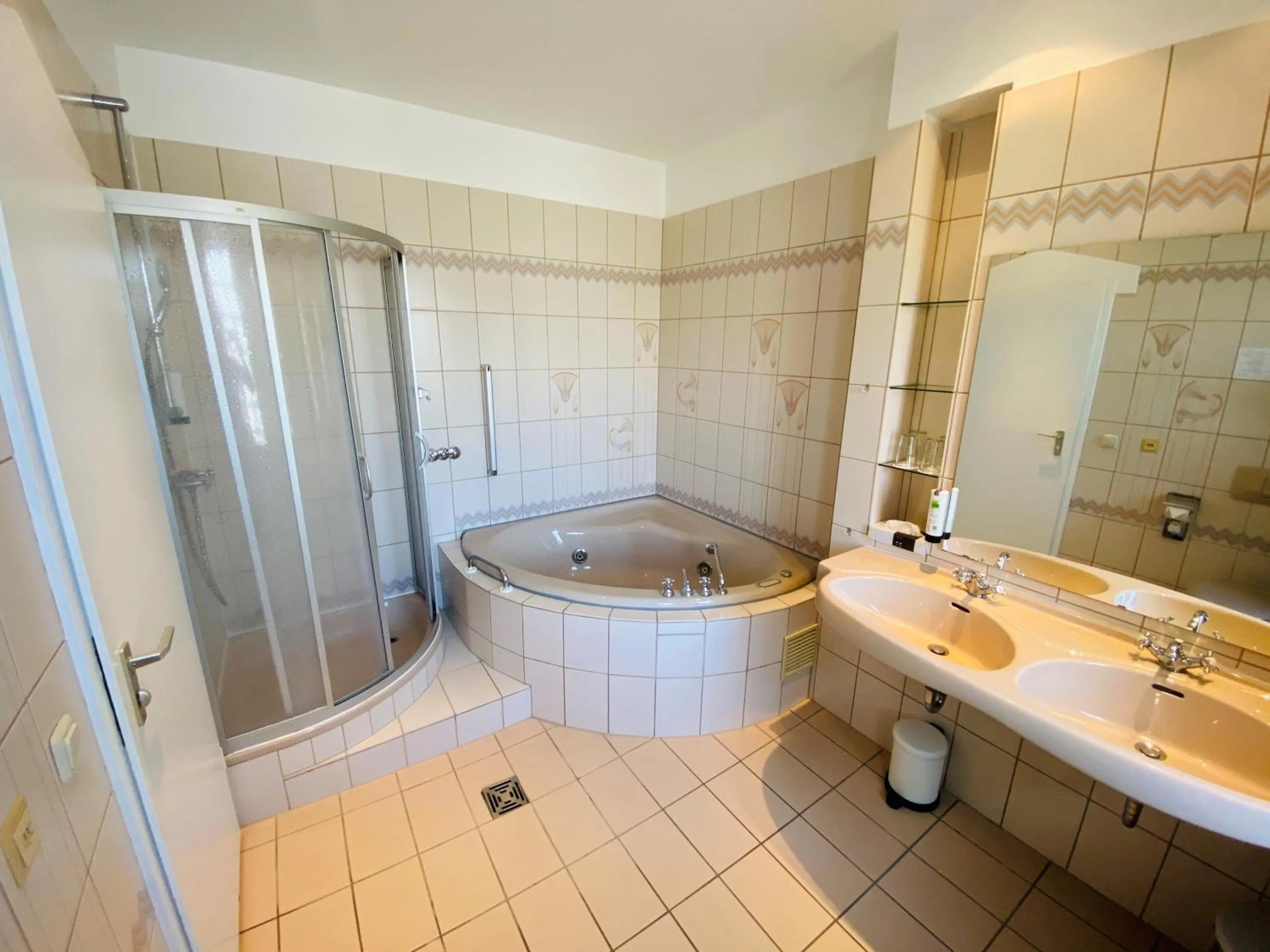 Bathroom in Hotel Kaiserhof