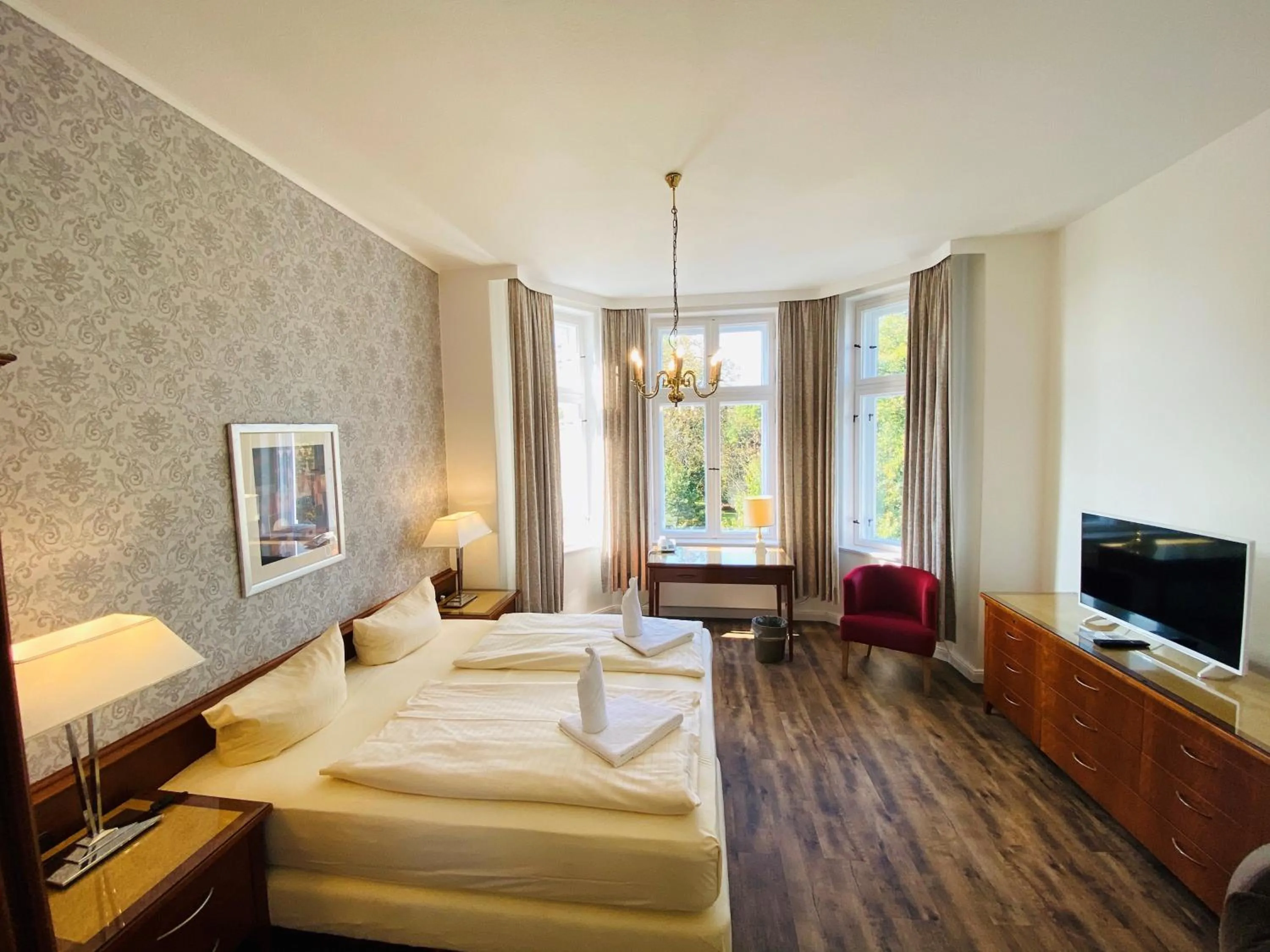 Bed in Hotel Kaiserhof