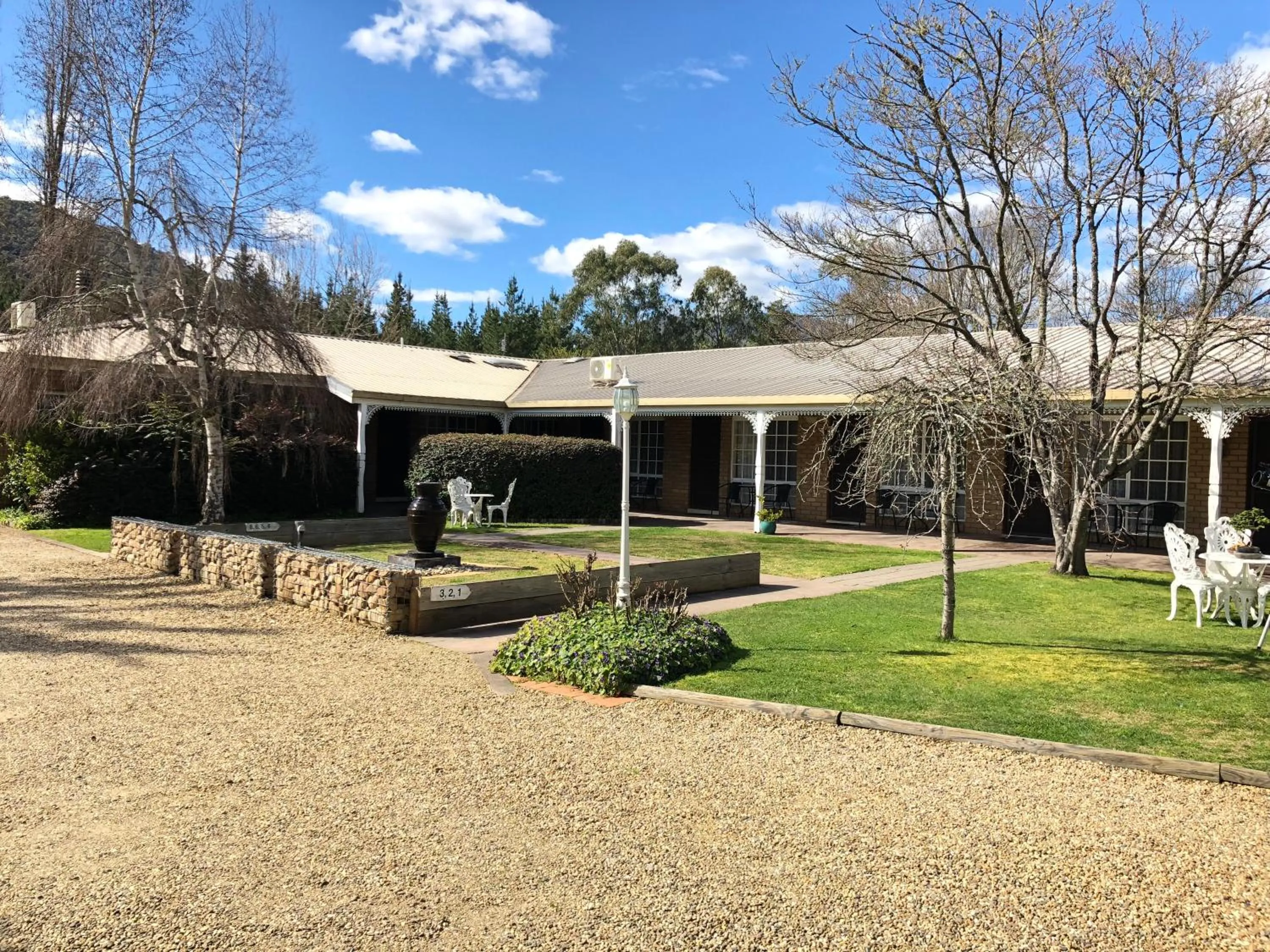 Property building in Bright Avenue Motor Inn