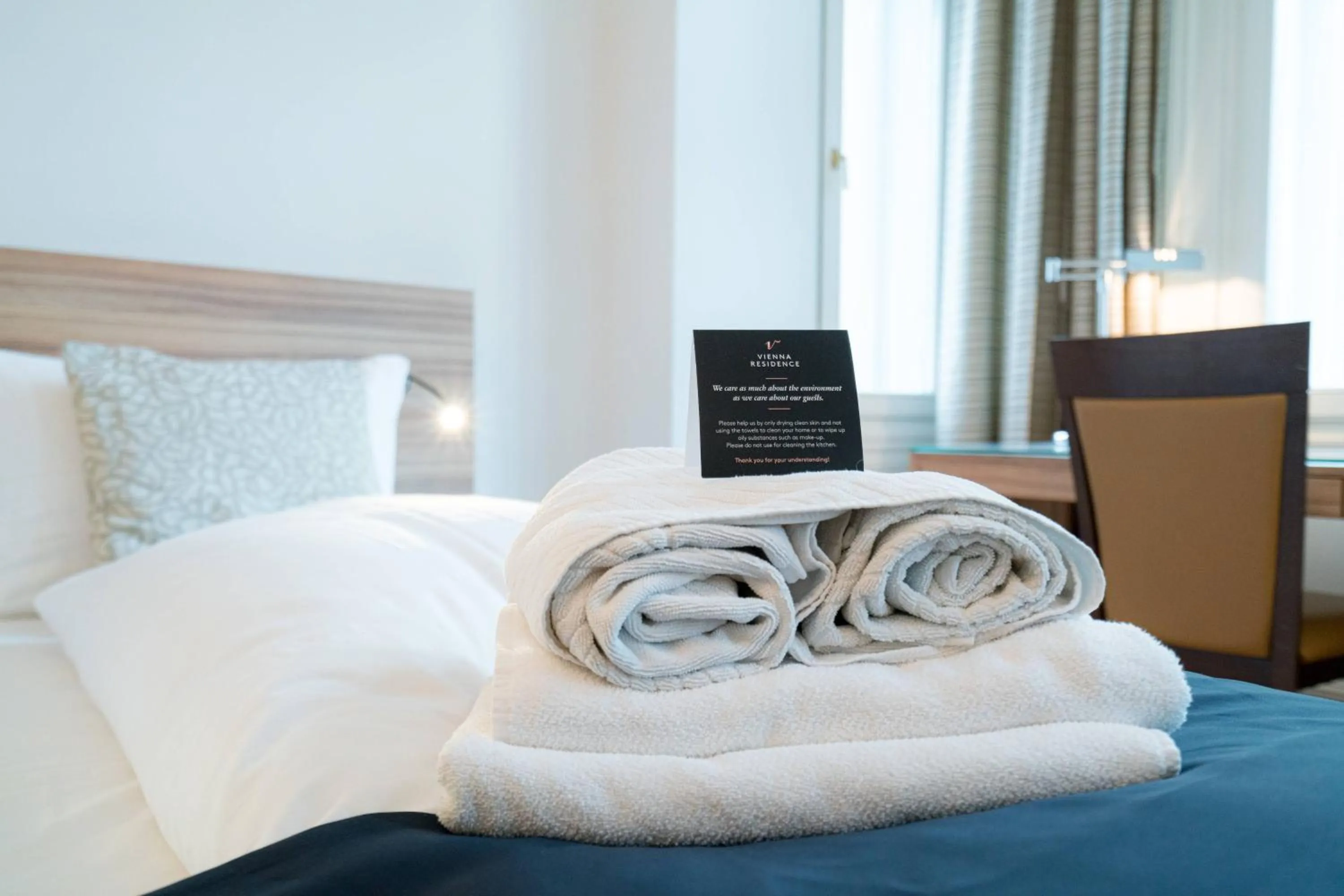 Bed in Vienna Residence, City Hall - Parliament