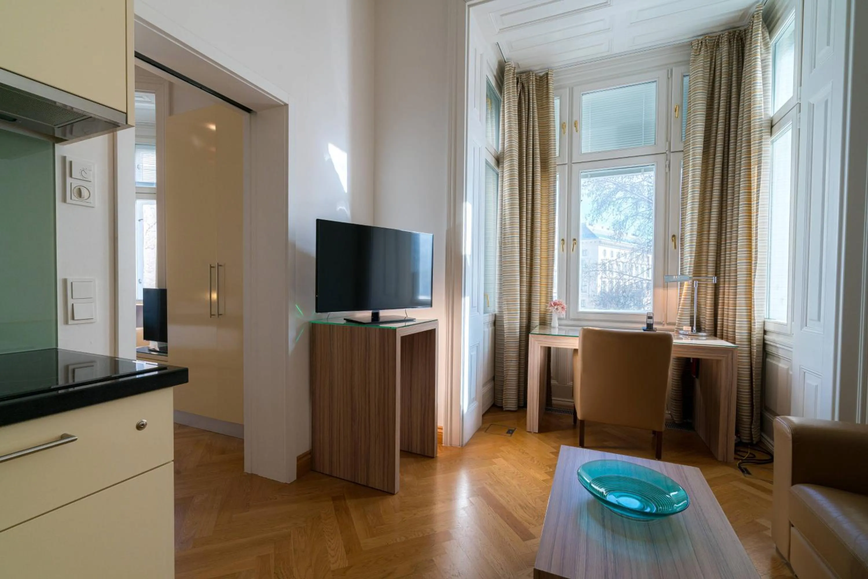 Vienna Residence, City Hall - Parliament