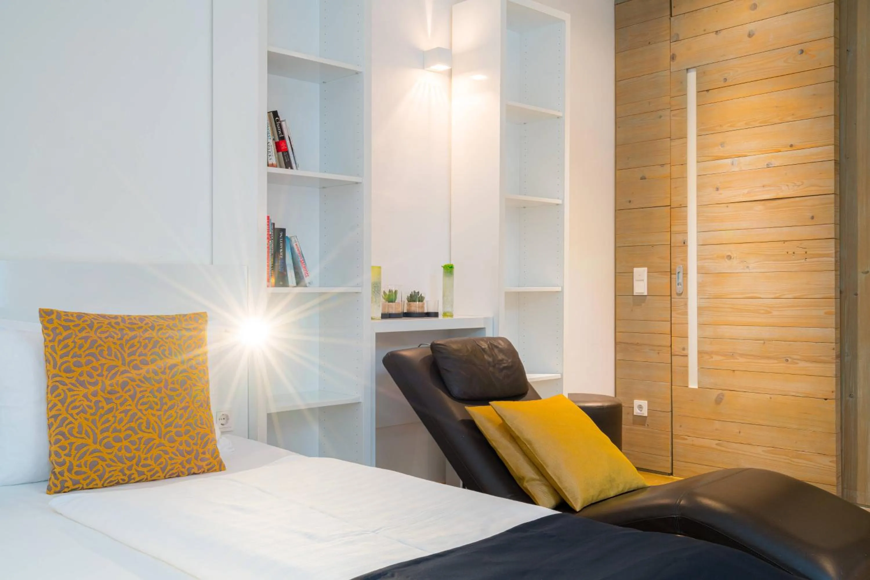 Bed in Vienna Residence, City Hall - Parliament