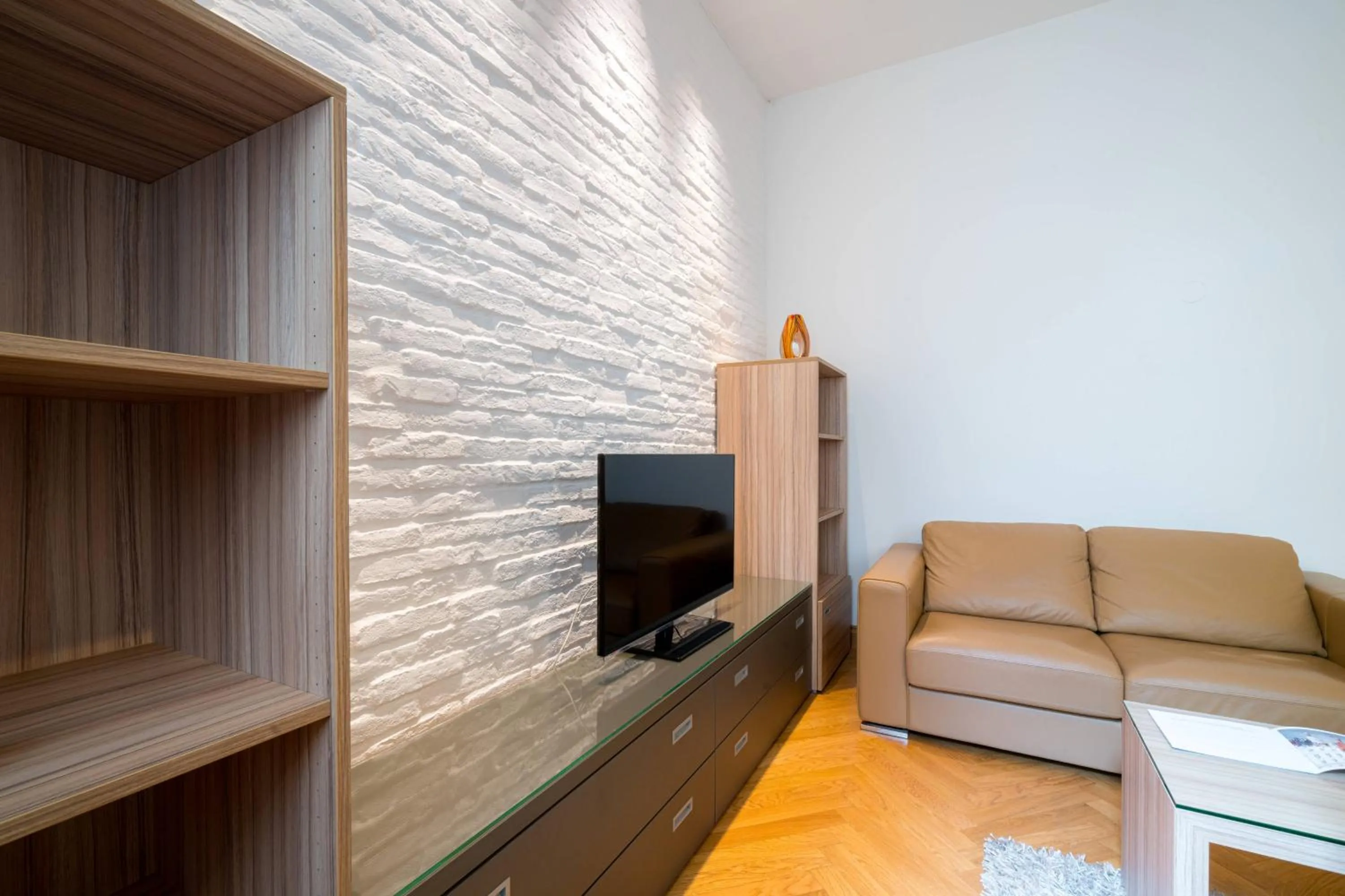 Vienna Residence, City Hall - Parliament