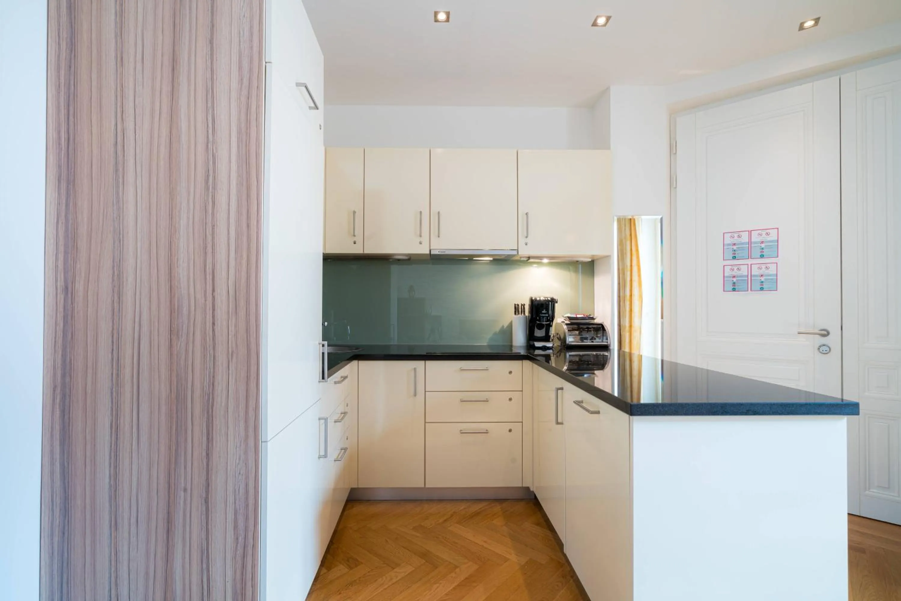 Vienna Residence, City Hall - Parliament