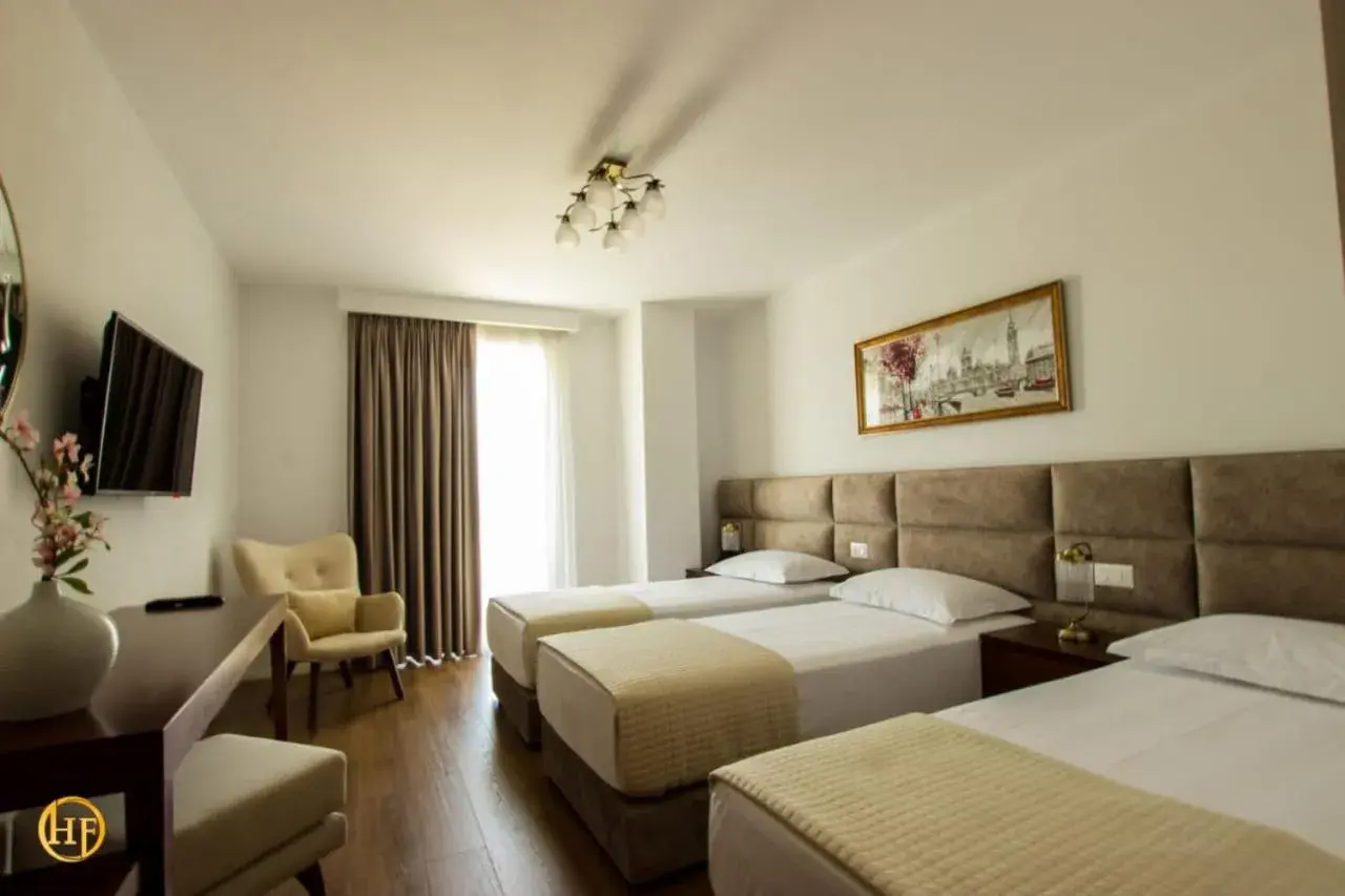 Triple Room with Balcony in Hotel Fantasy Triple Room with Balcony in Hotel Fantasy