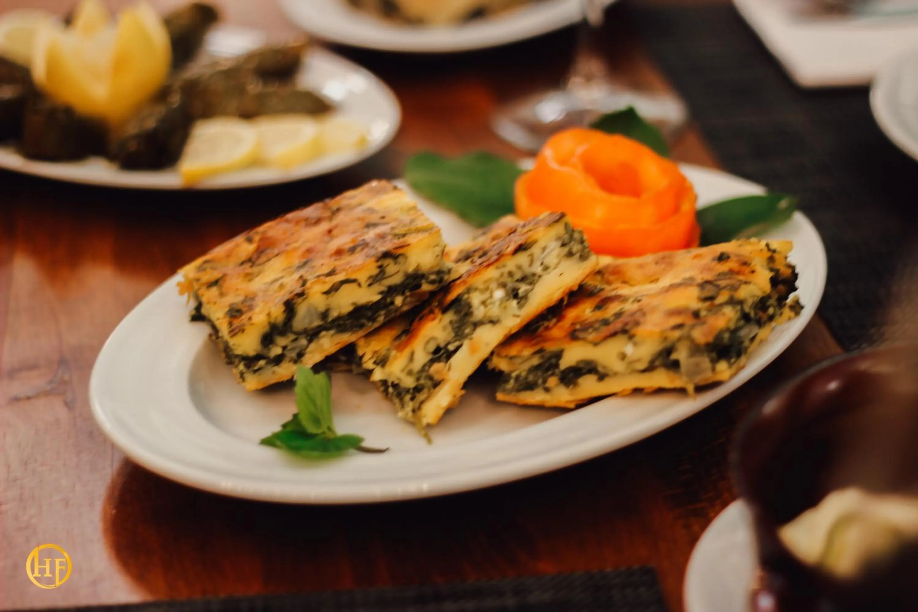 Restaurant/places to eat in Hotel Fantasy