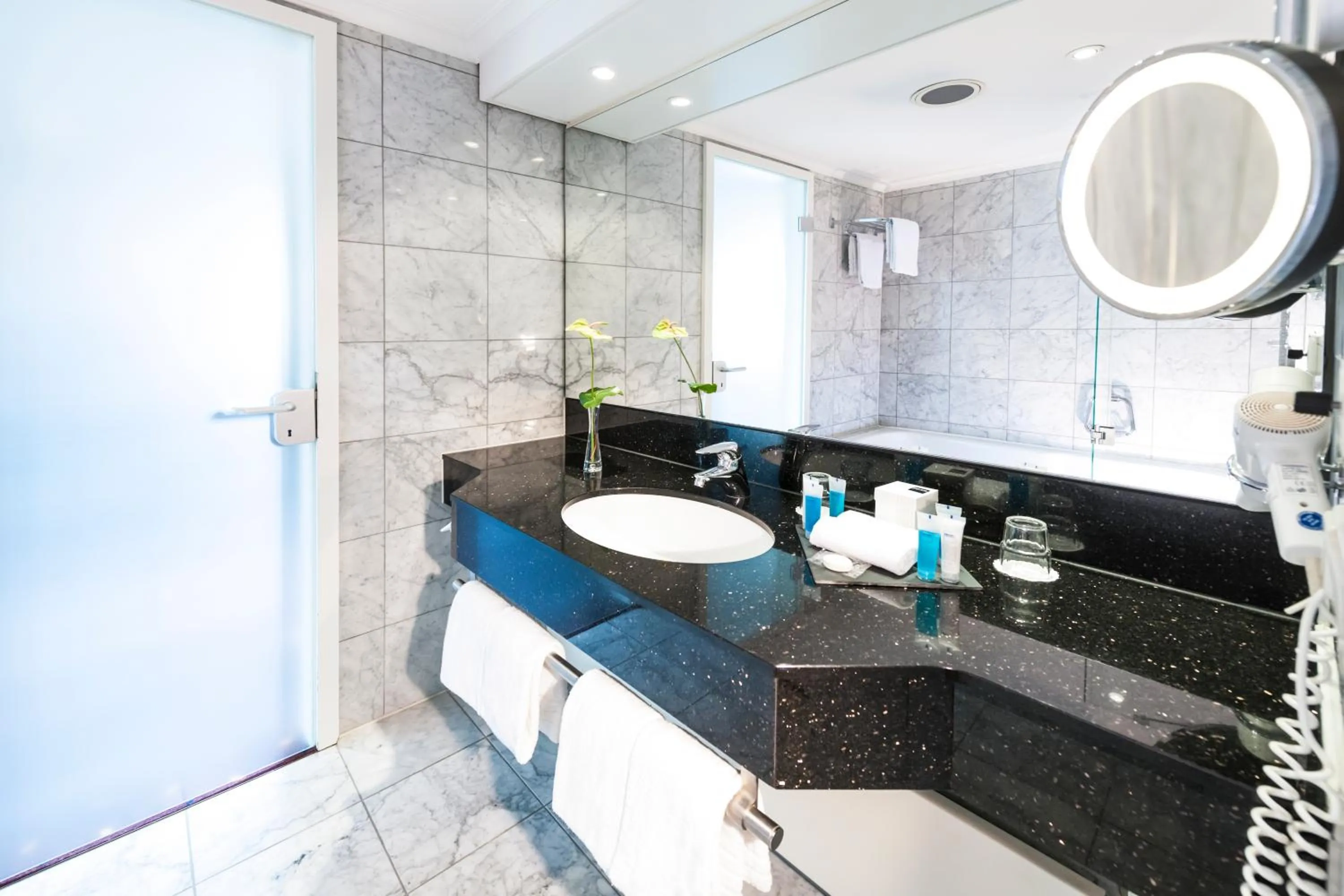 Bathroom in Dorint Venusberg Bonn