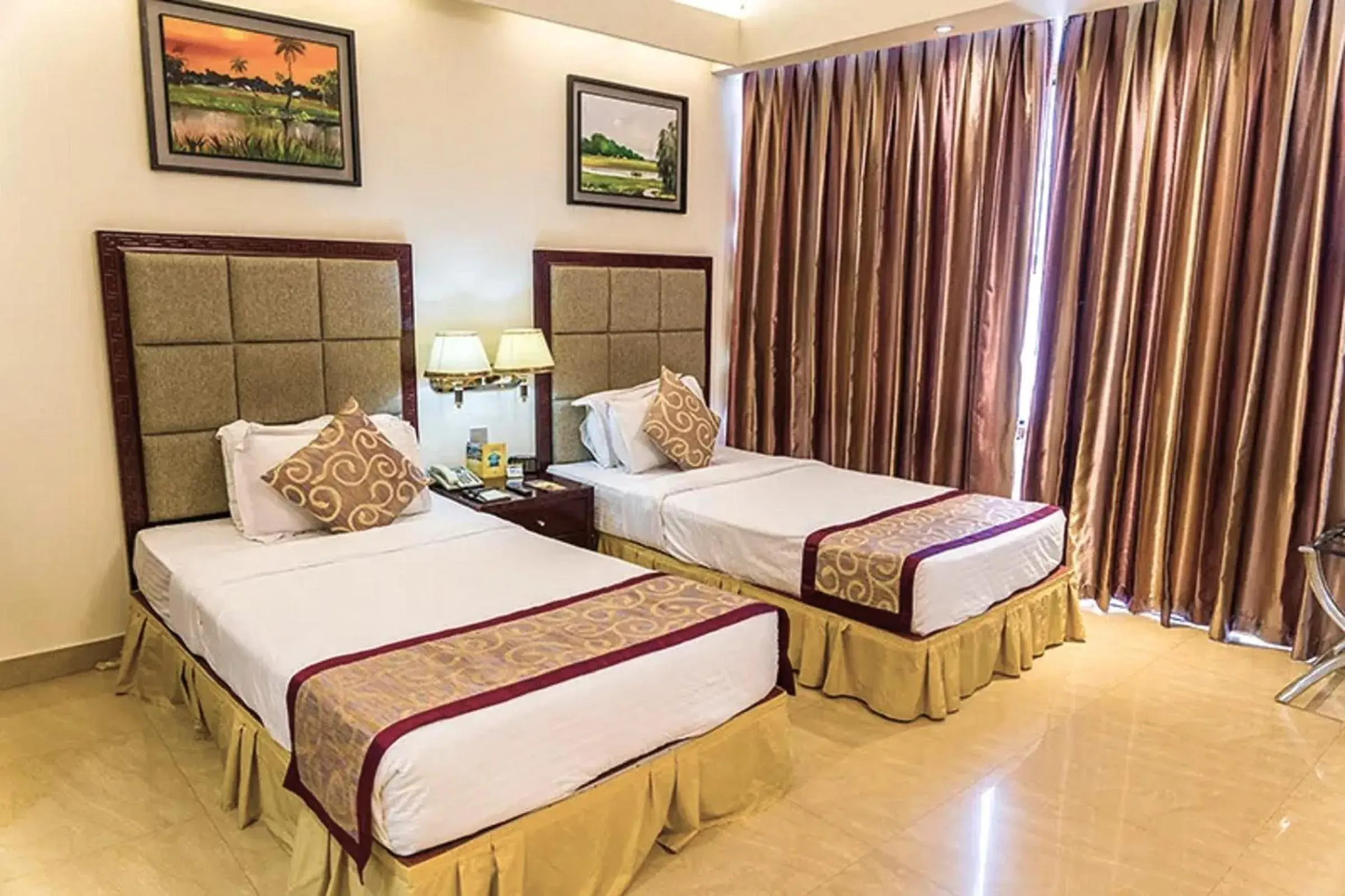 Deluxe Twin Room in FARS Hotel & Resorts - DHAKA Deluxe Twin Room in FARS Hotel & Resorts - DHAKA